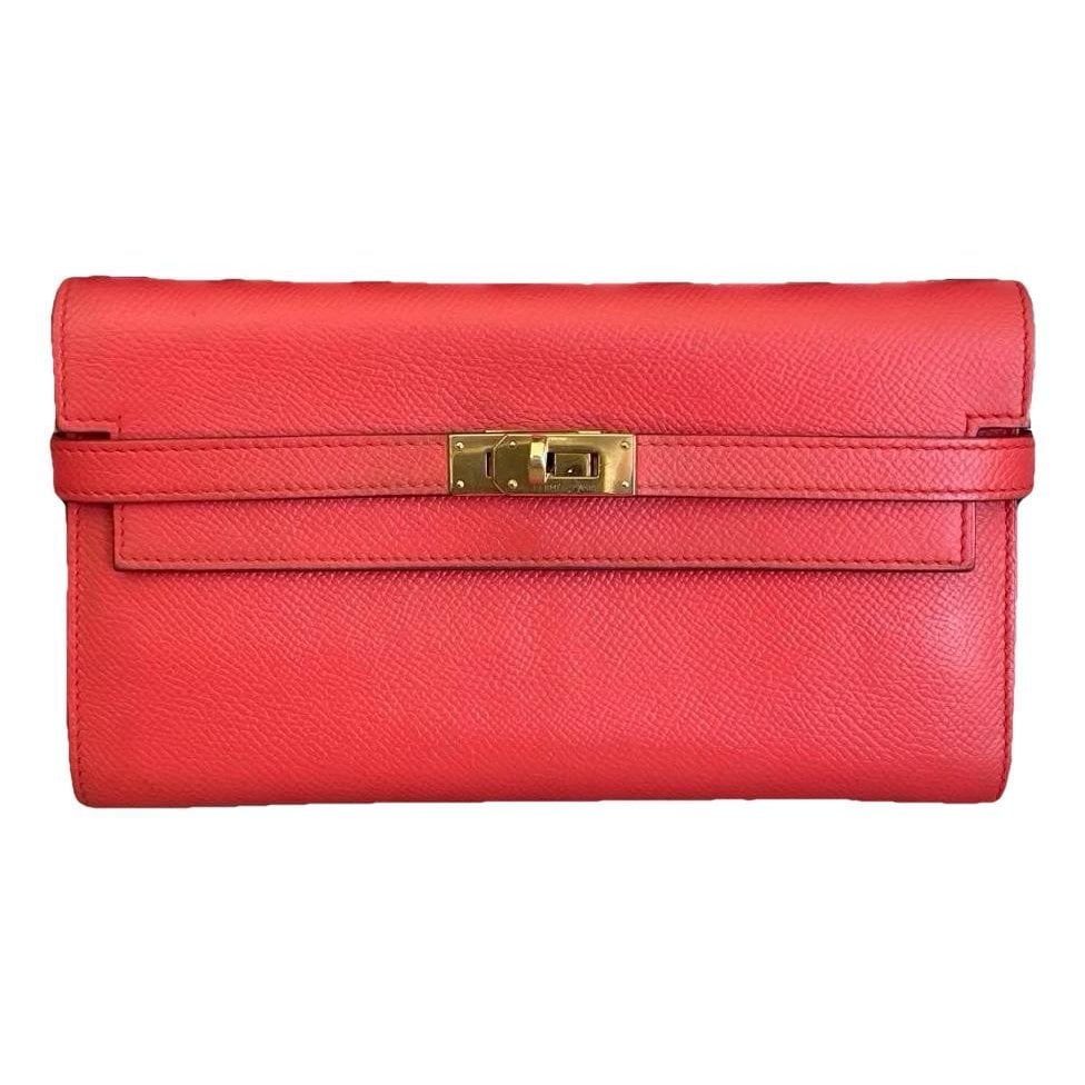 Kelly to go leather clutch bag
