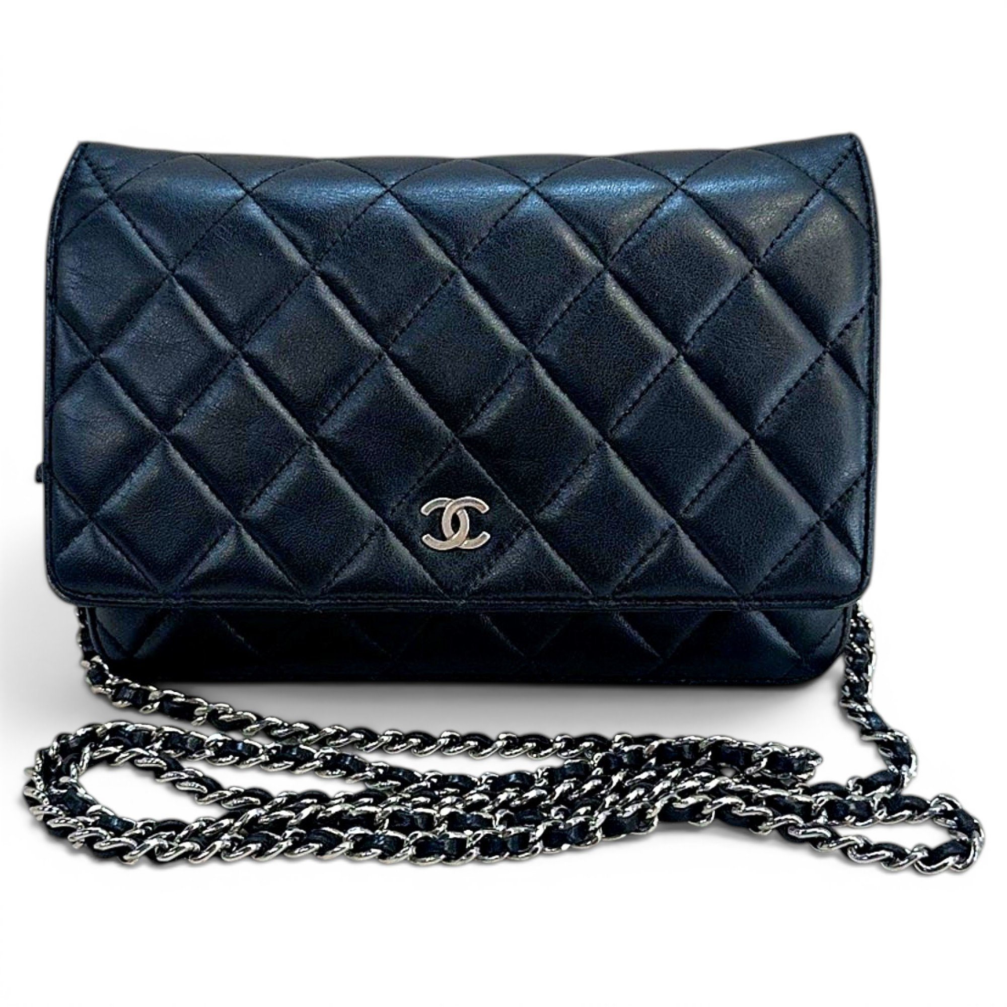 Wallet On Chain Timeless/Classique leather crossbody bag