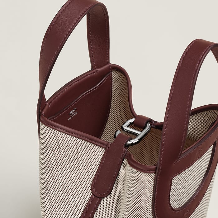 Hermès In-the-loop 18 Bag