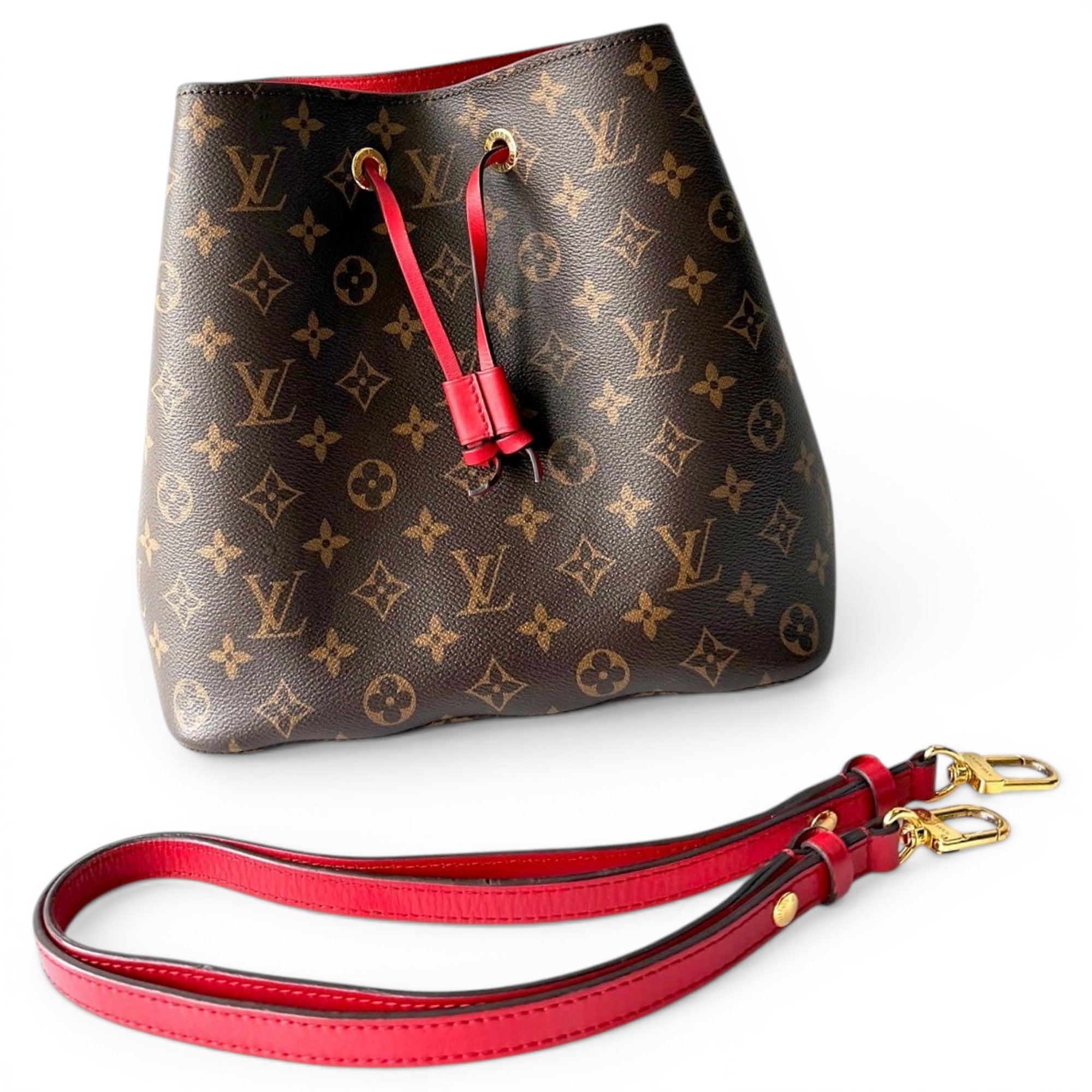 NéoNoé leather handbag