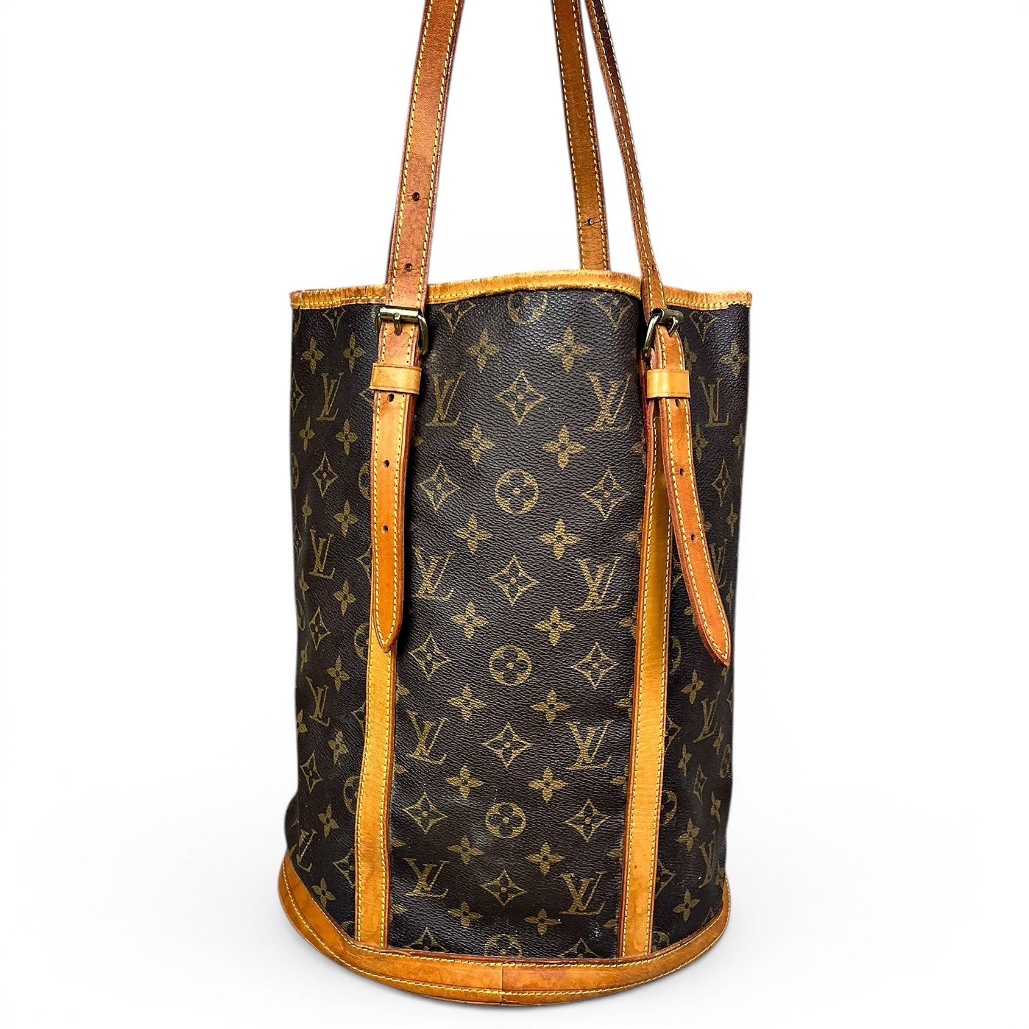 Bucket leather handbag
