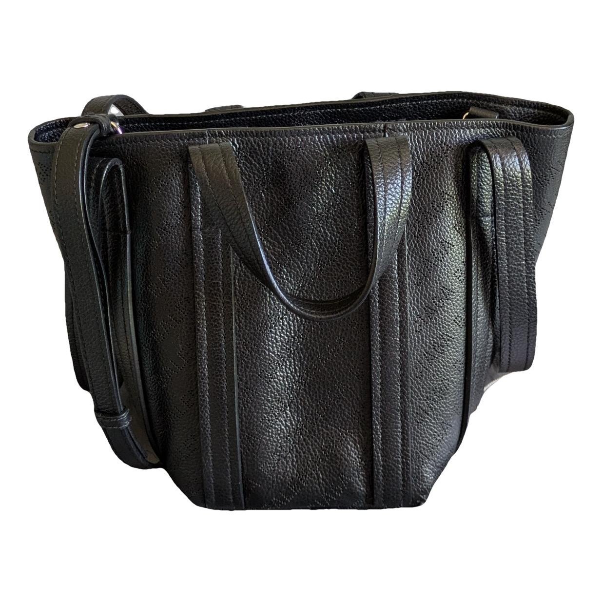 Leather tote