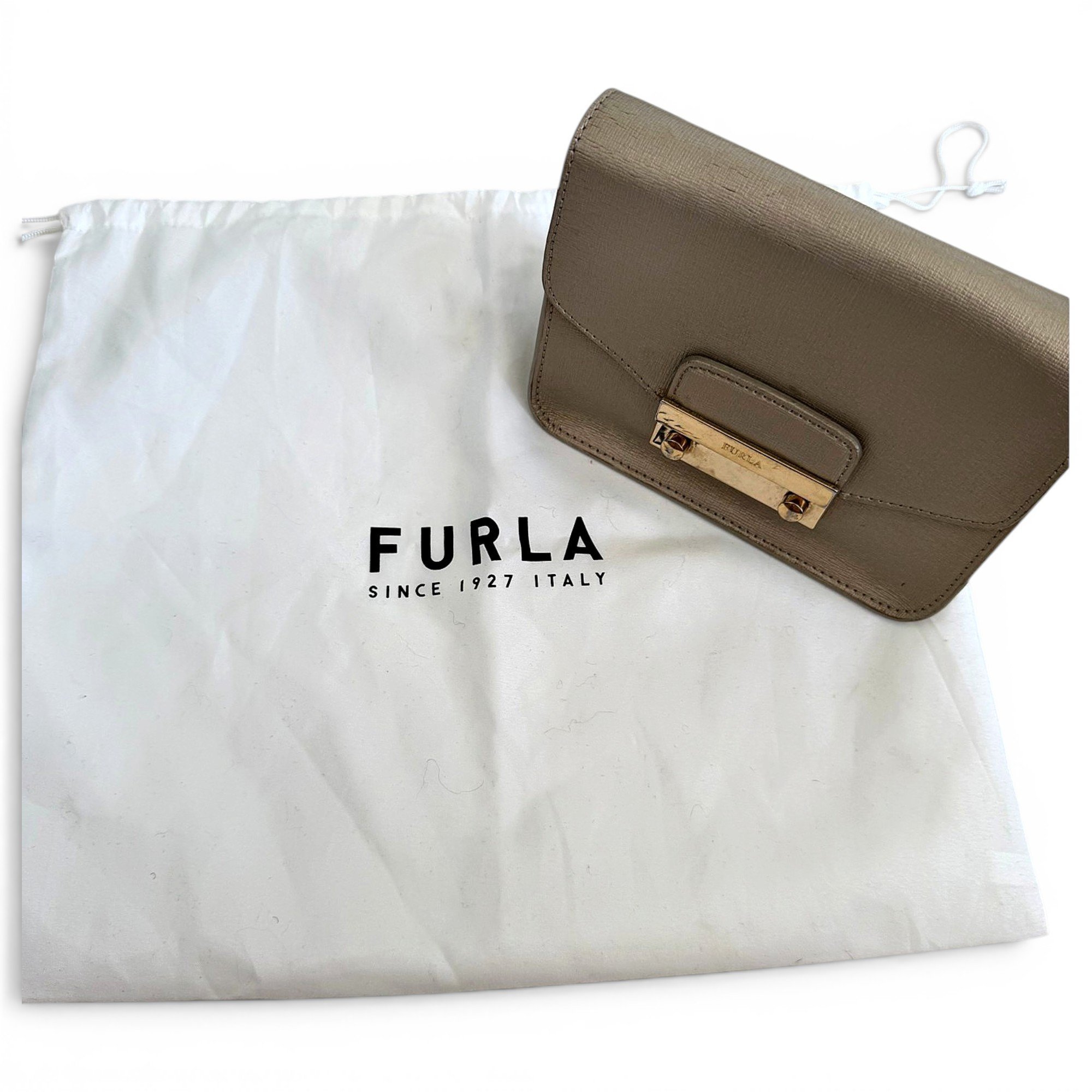 Metropolis leather crossbody bag