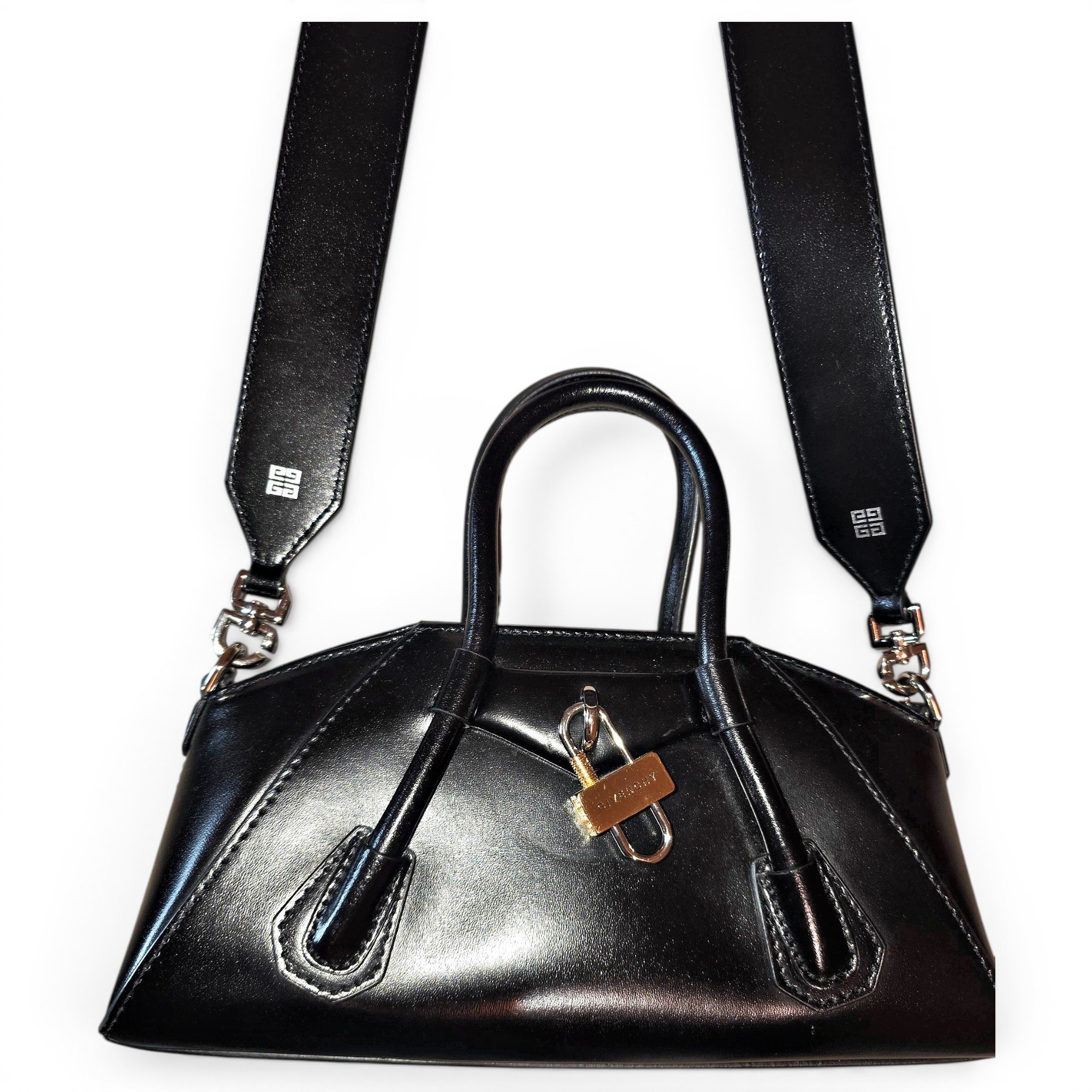 Givenchy Antigona leather crossbody bag