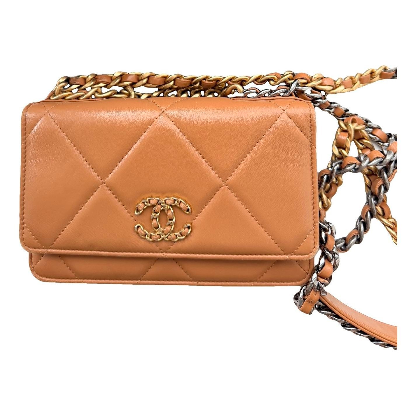 Wallet On Chain Chanel 19 leather handbag