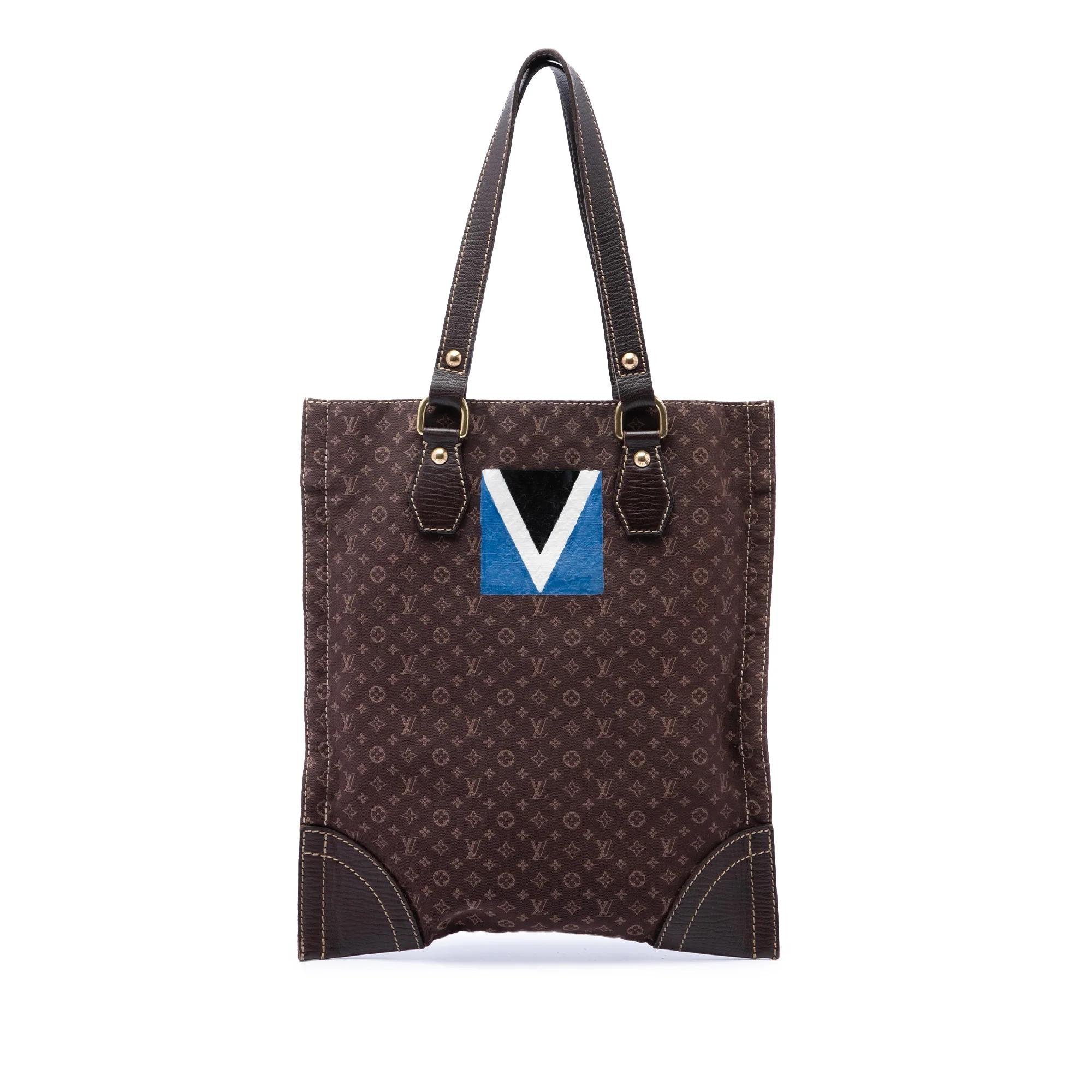 Very leather handbag