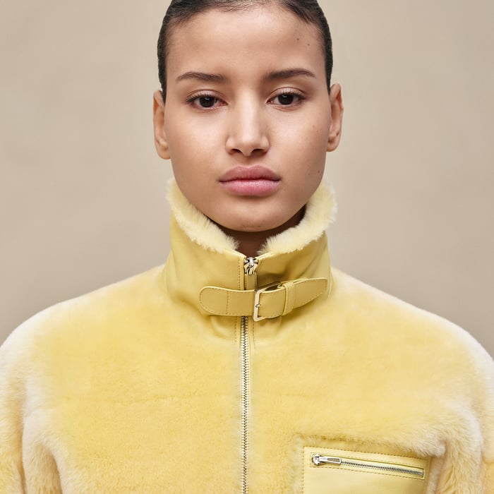 Jaune d'Orge Short Leather Coat