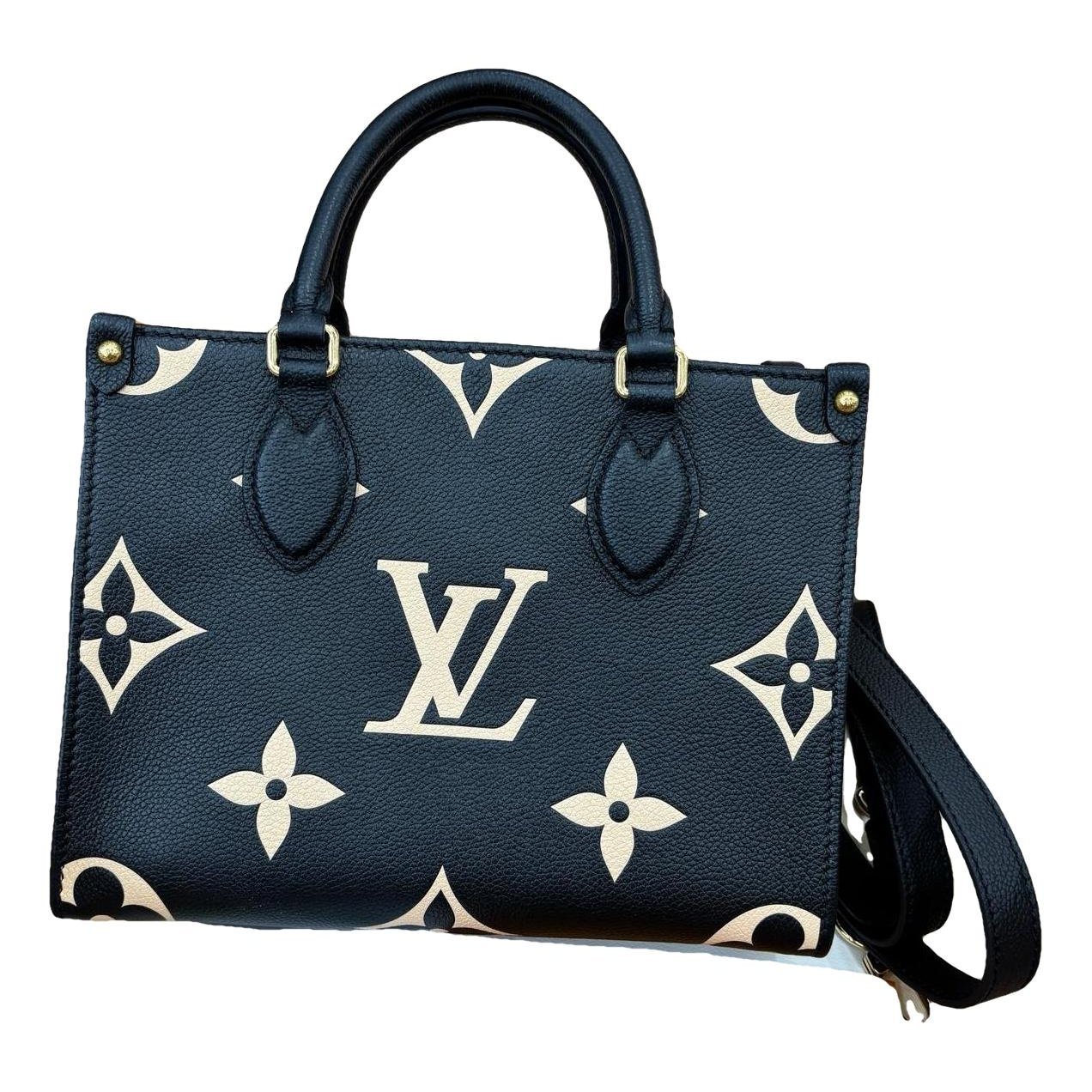 Onthego leather tote