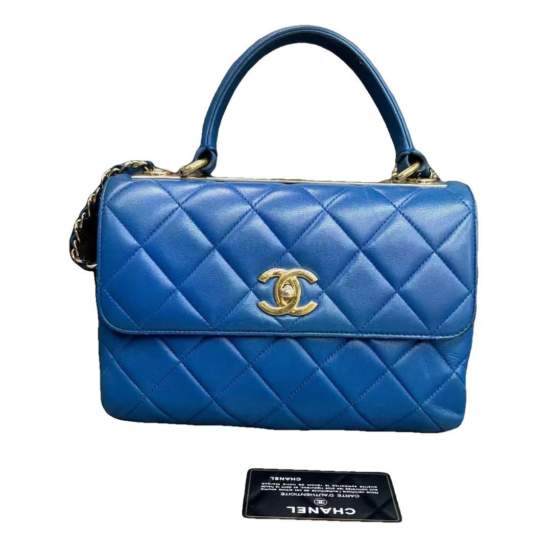 Trendy CC Top Handle leather handbag