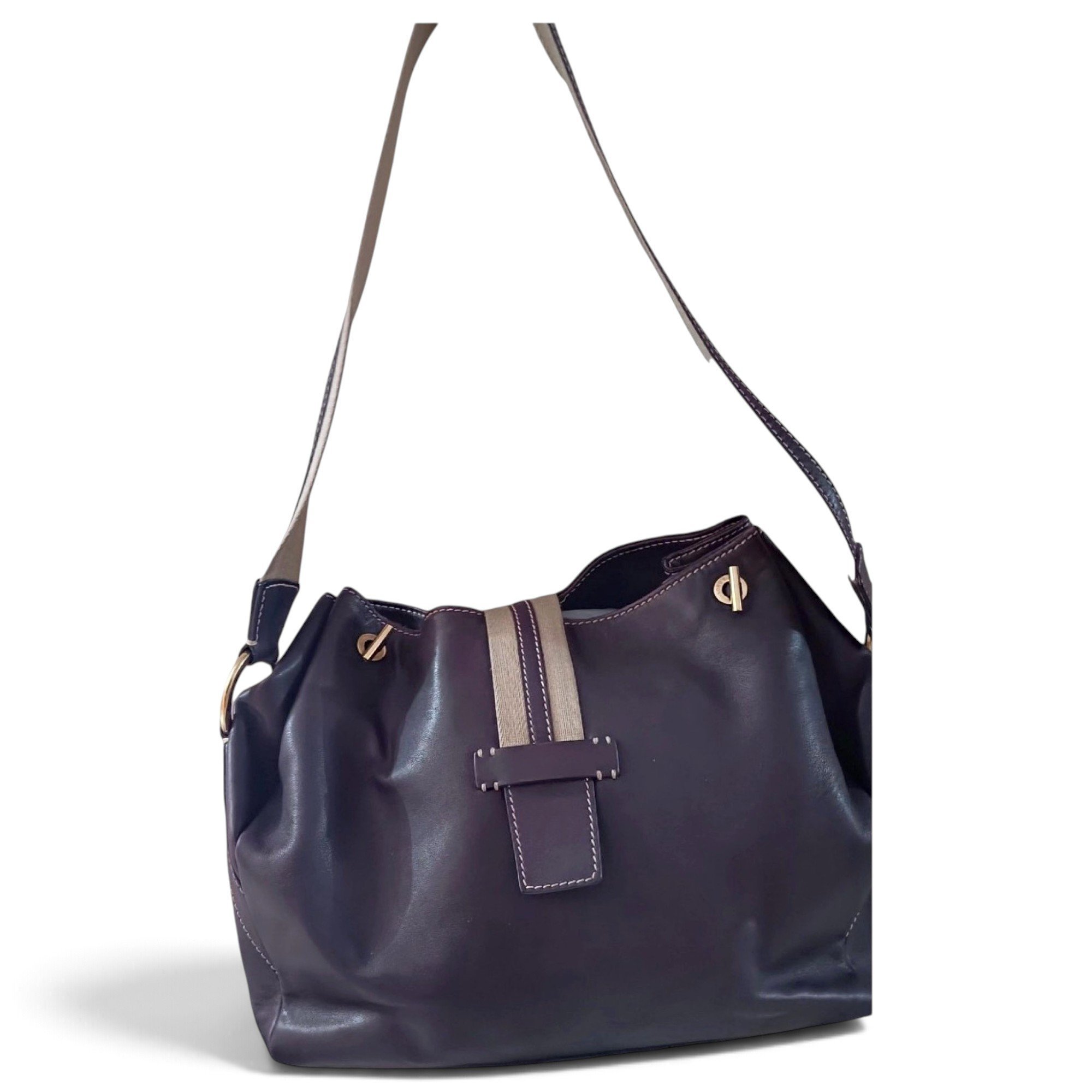 Leather handbag