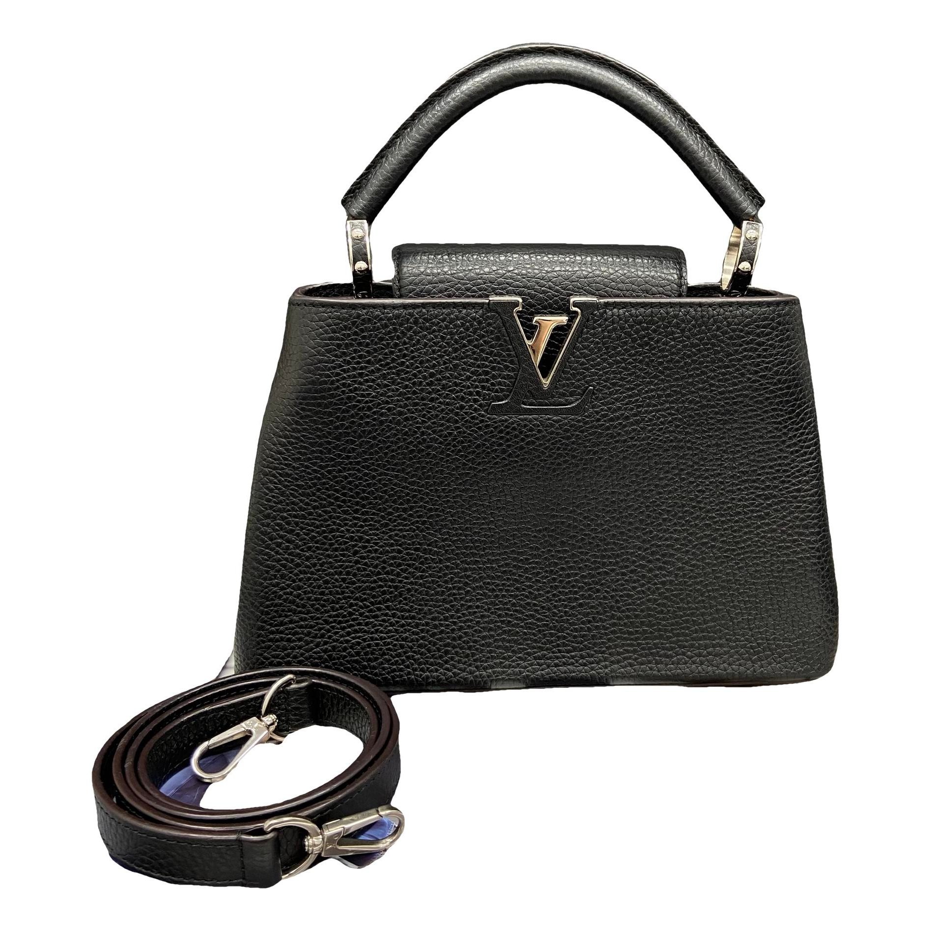 Capucines leather handbag