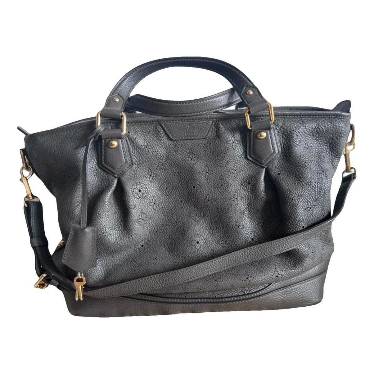 Stellar leather handbag
