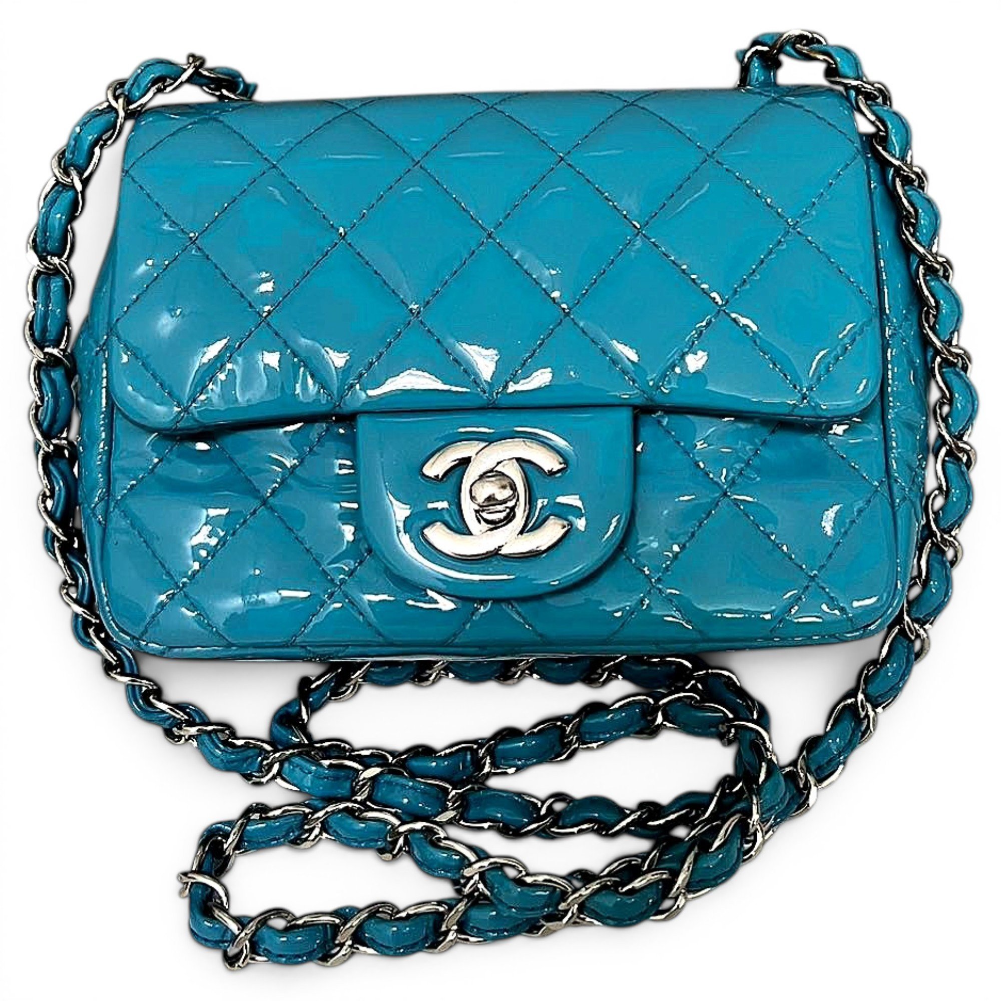 Timeless/Classique patent leather crossbody bag