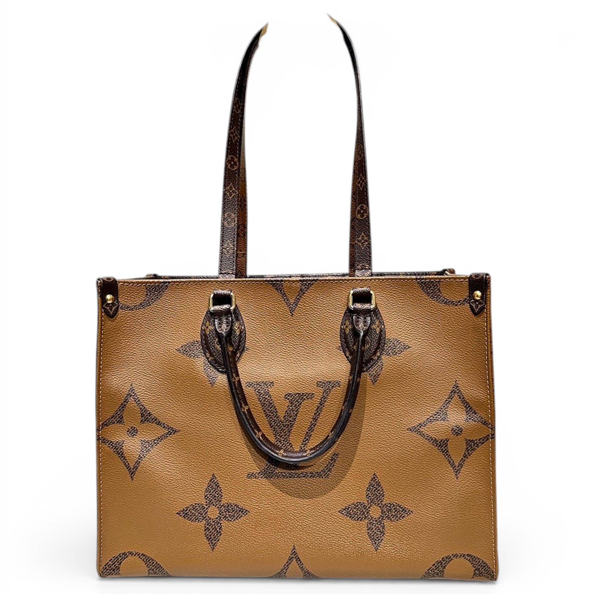Onthego leather handbag