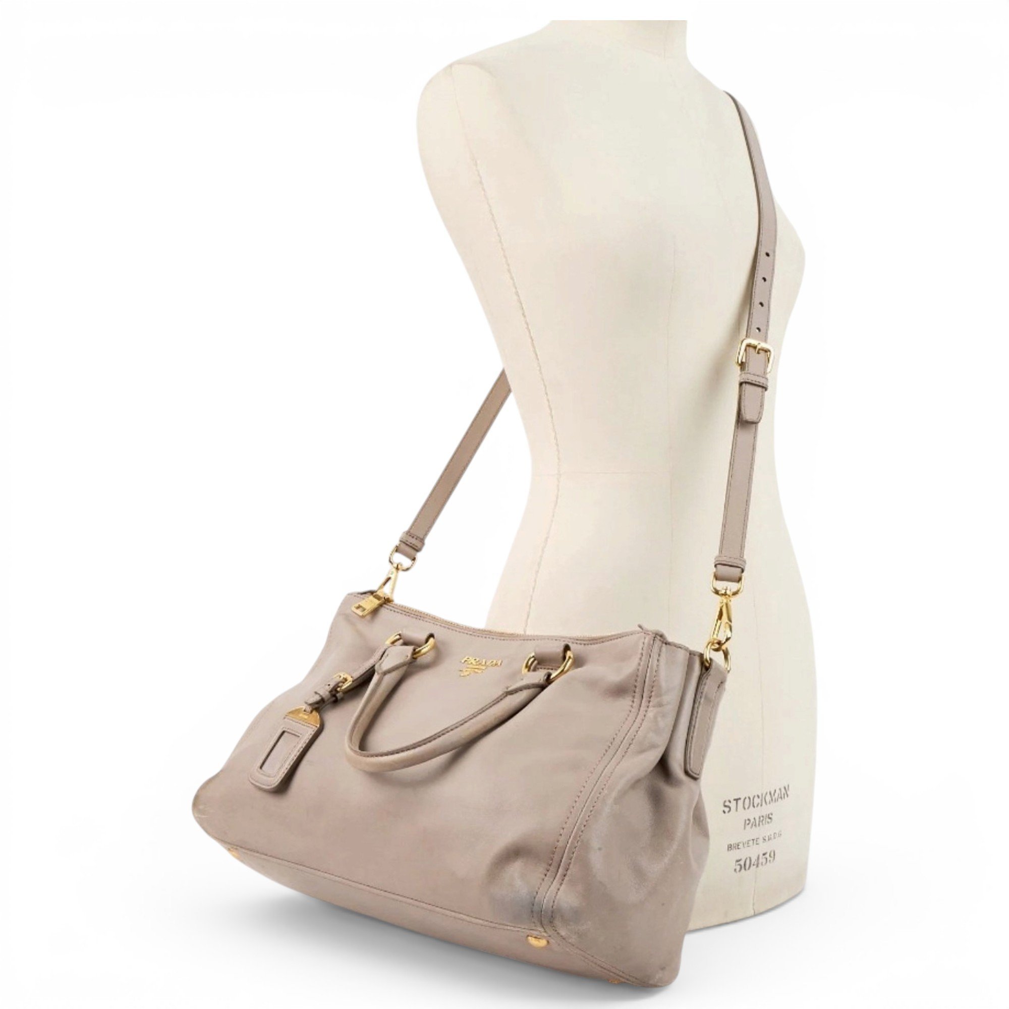 Leather handbag