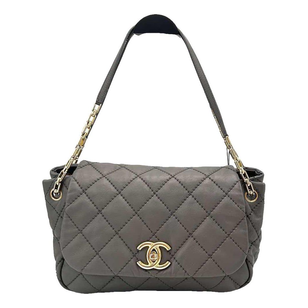 Timeless/Classique leather crossbody bag
