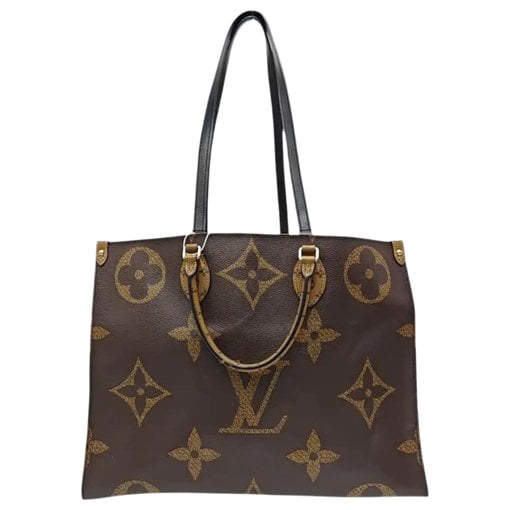 Onthego leather handbag