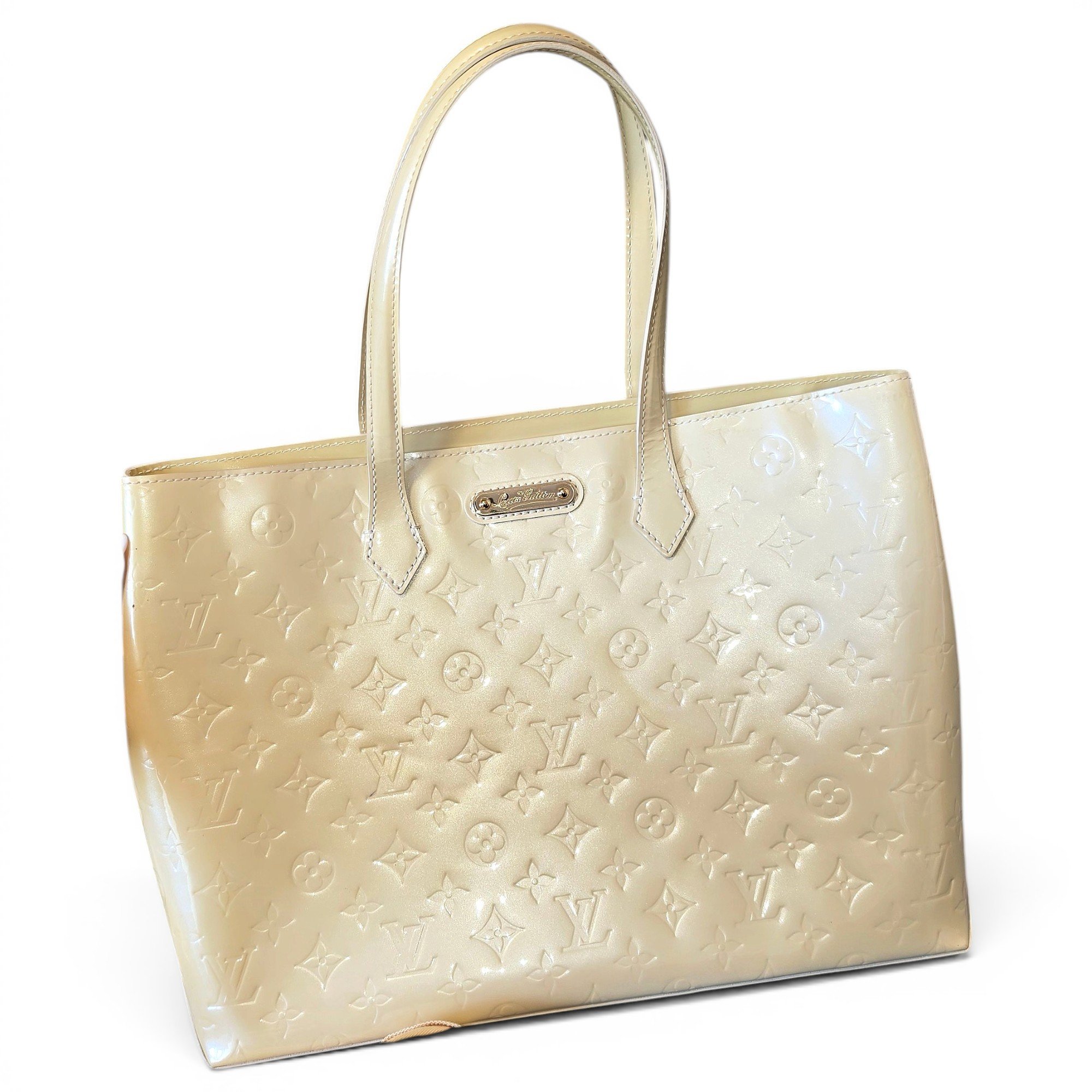 Wilshire patent leather handbag
