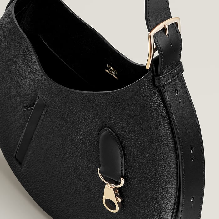 Noir Arcon Slim Bag