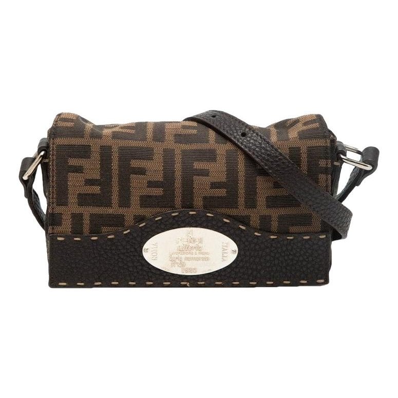 Pocket leather crossbody bag