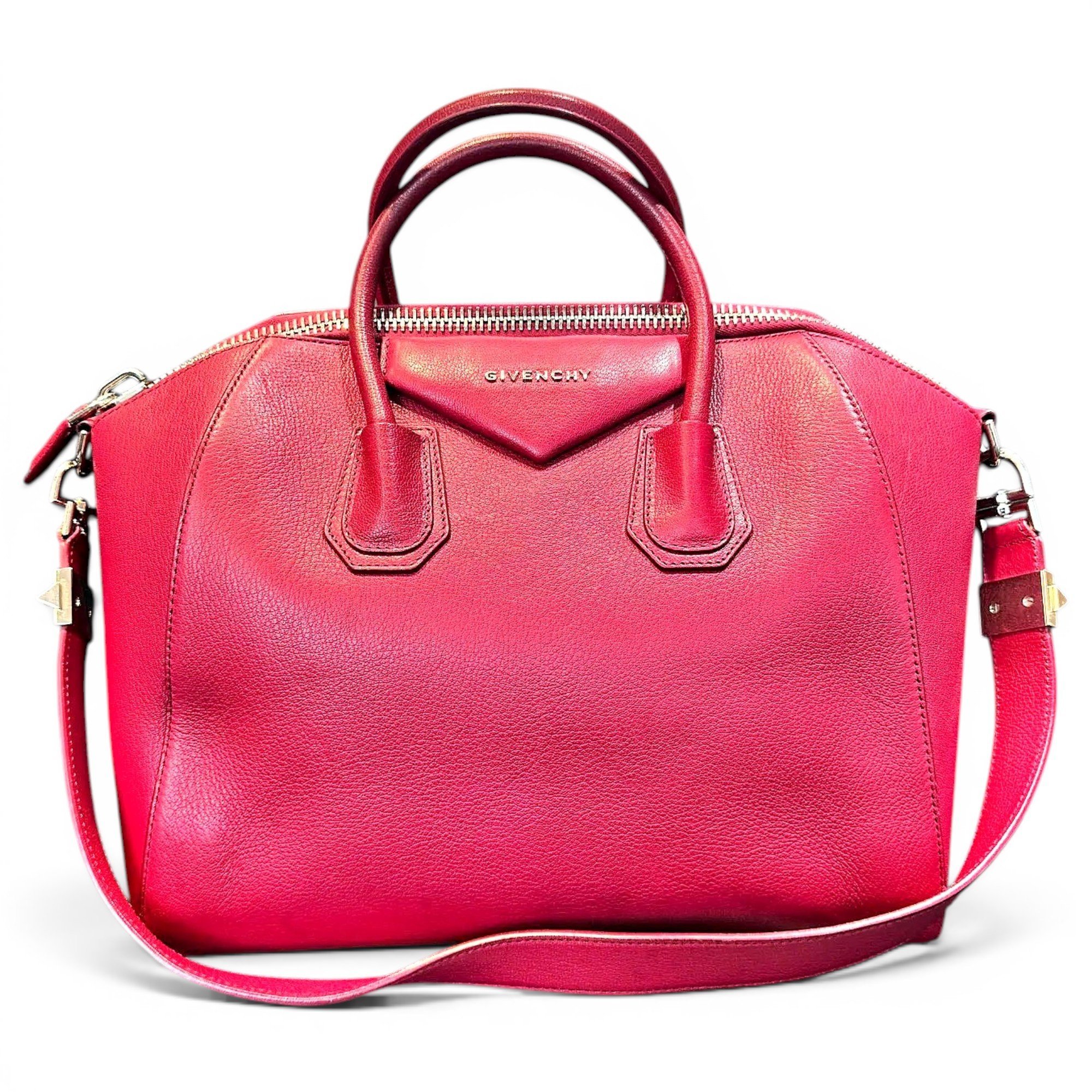 Antigona leather handbag