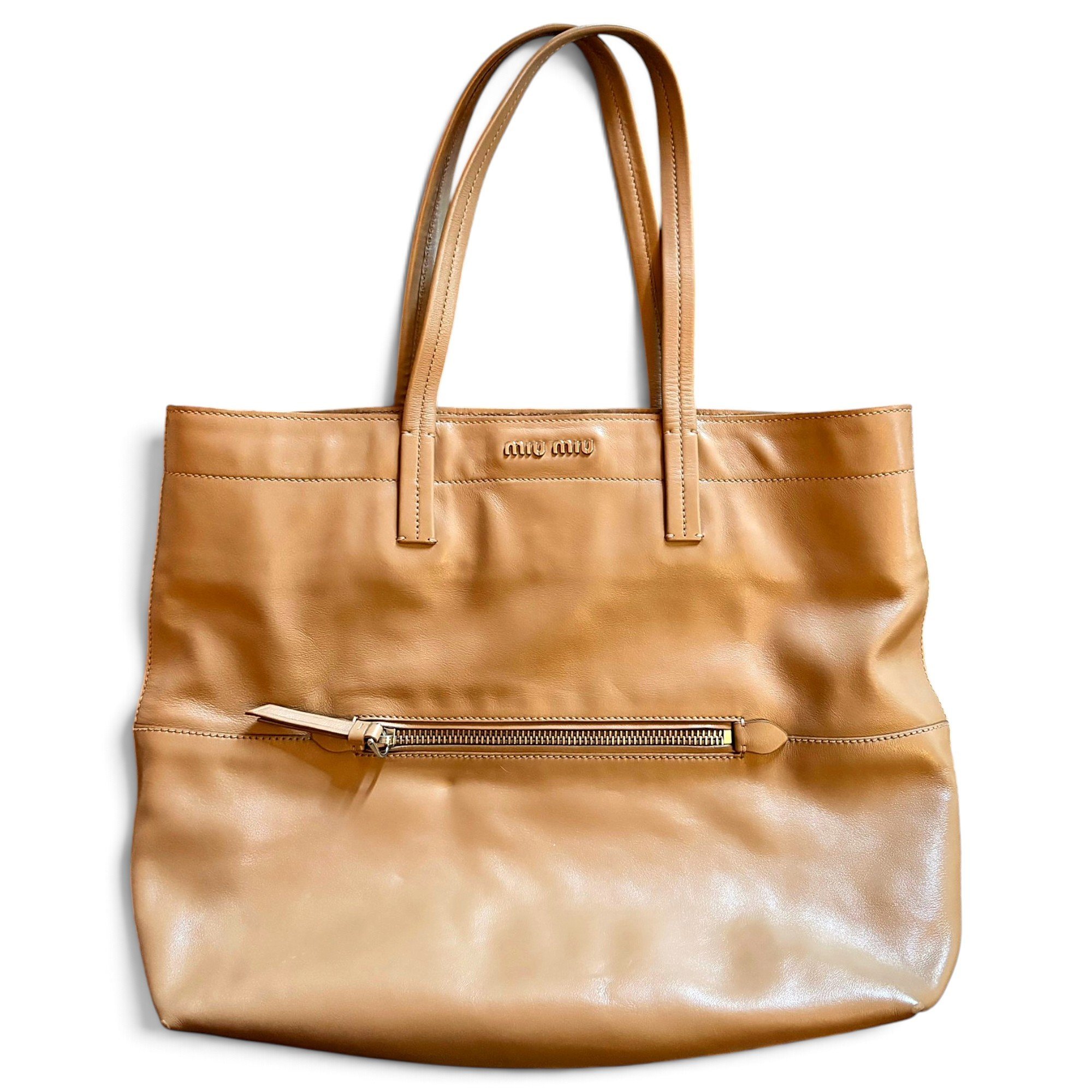 Leather handbag