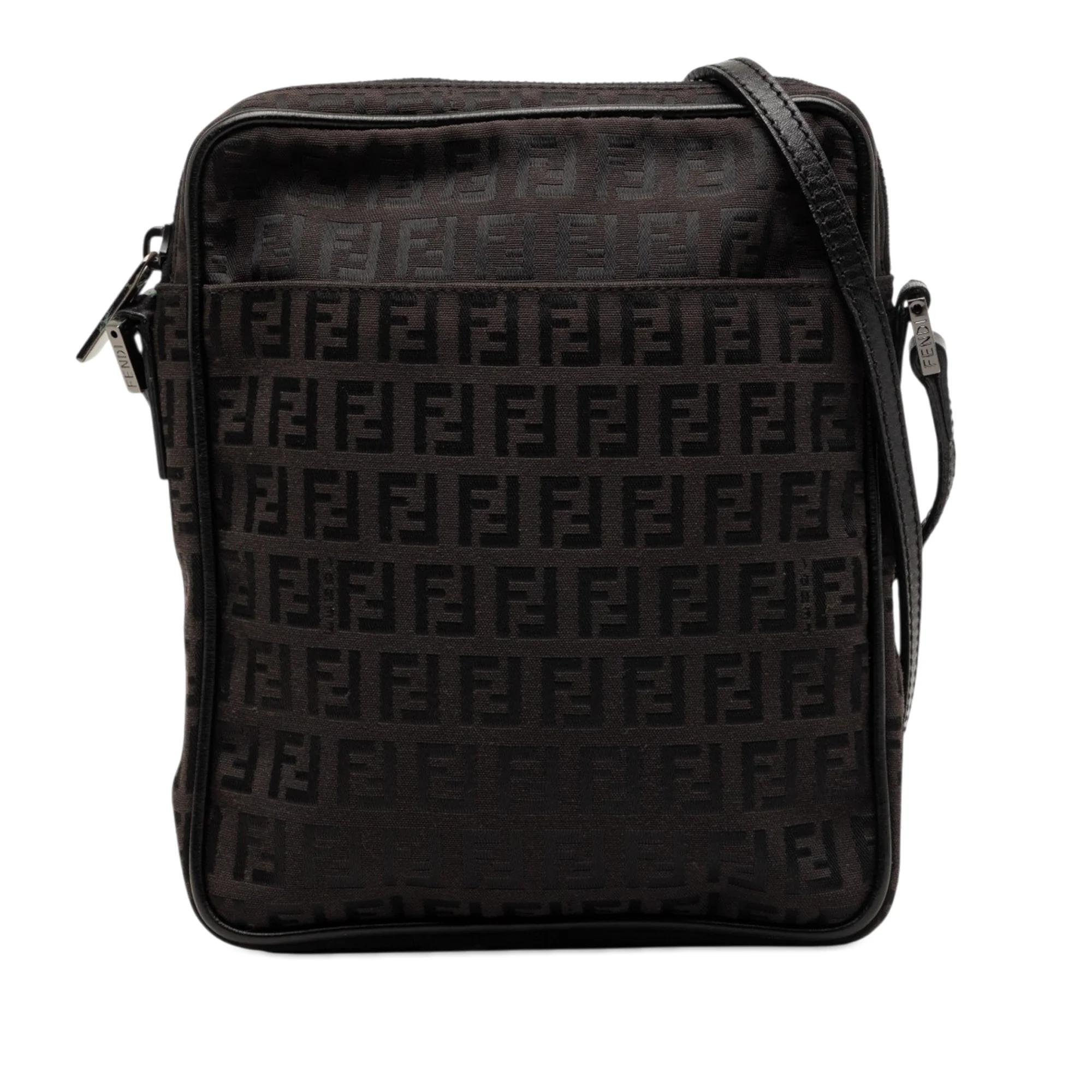 Pocket leather handbag
