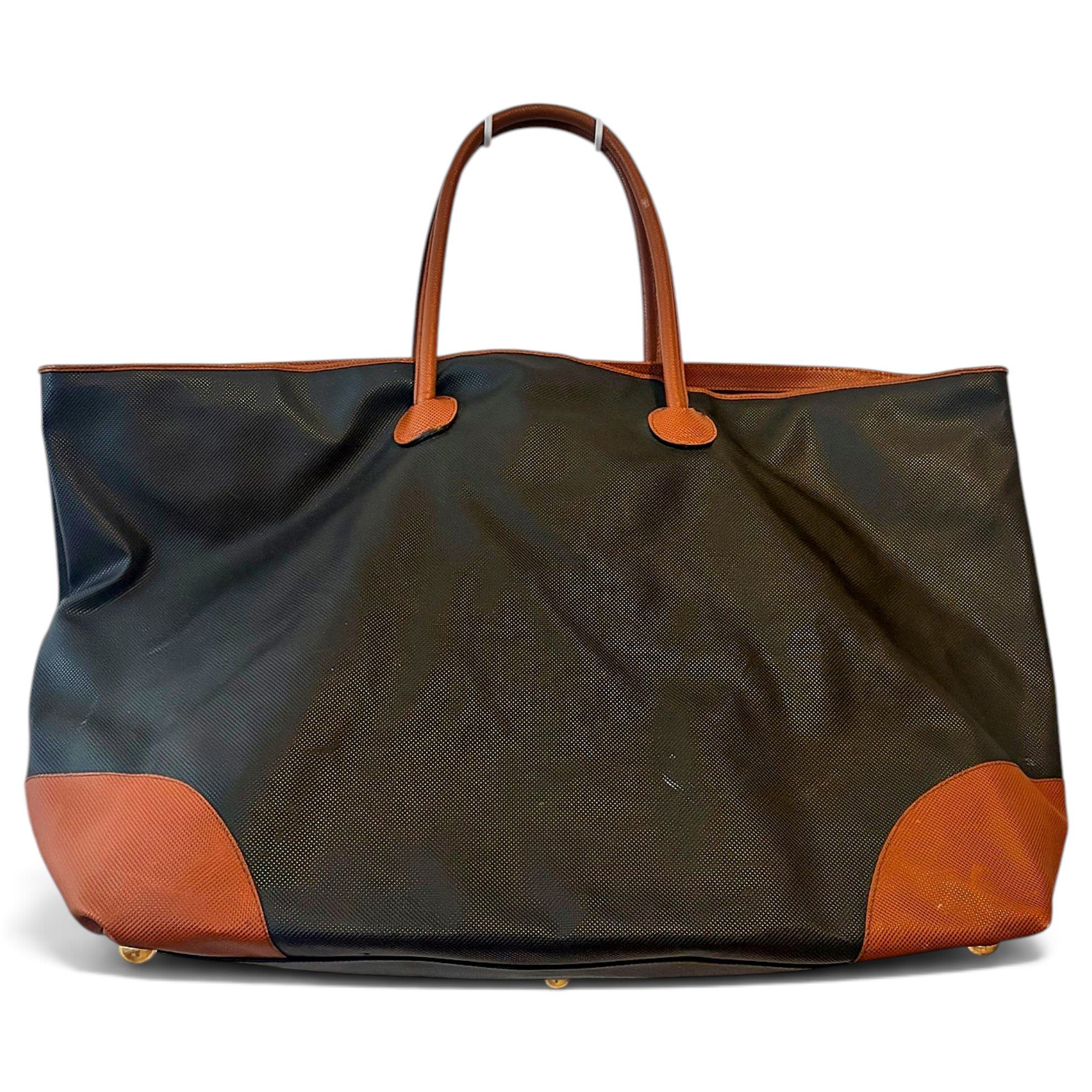 Leather travel bag