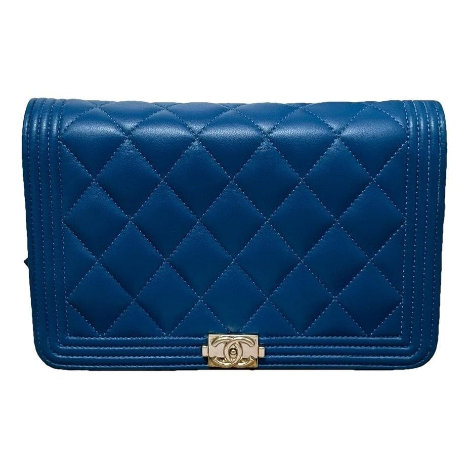 Wallet On Chain Boy leather crossbody bag