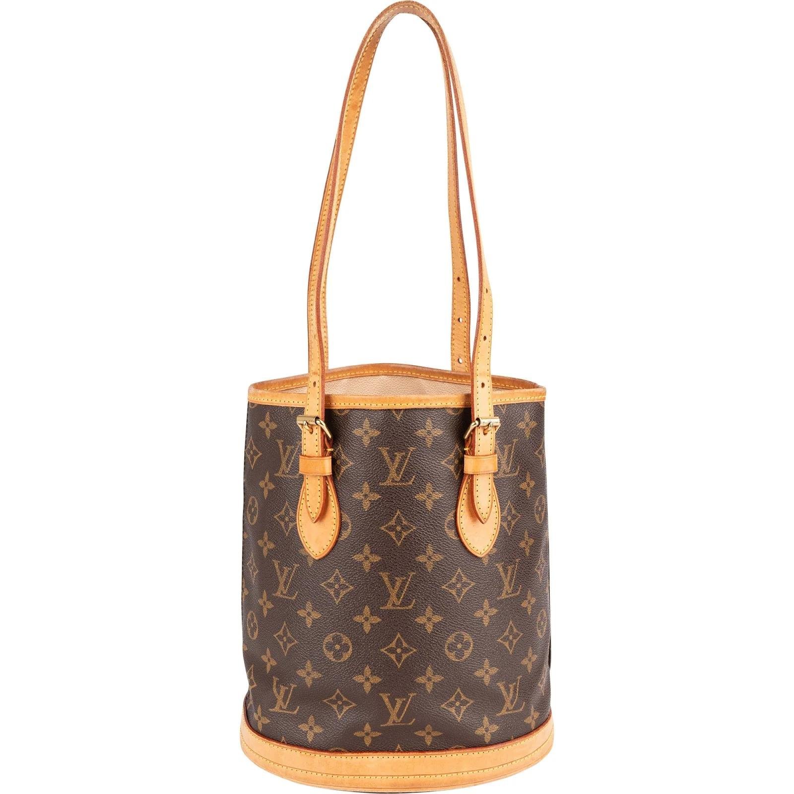 Bucket leather handbag