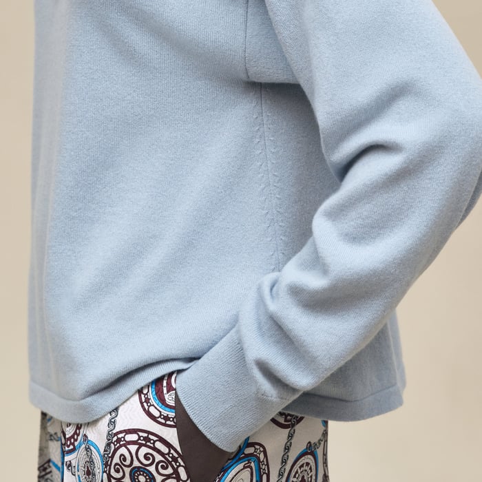 Bleu Dragée Cashmere Long-sleeve Sweater
