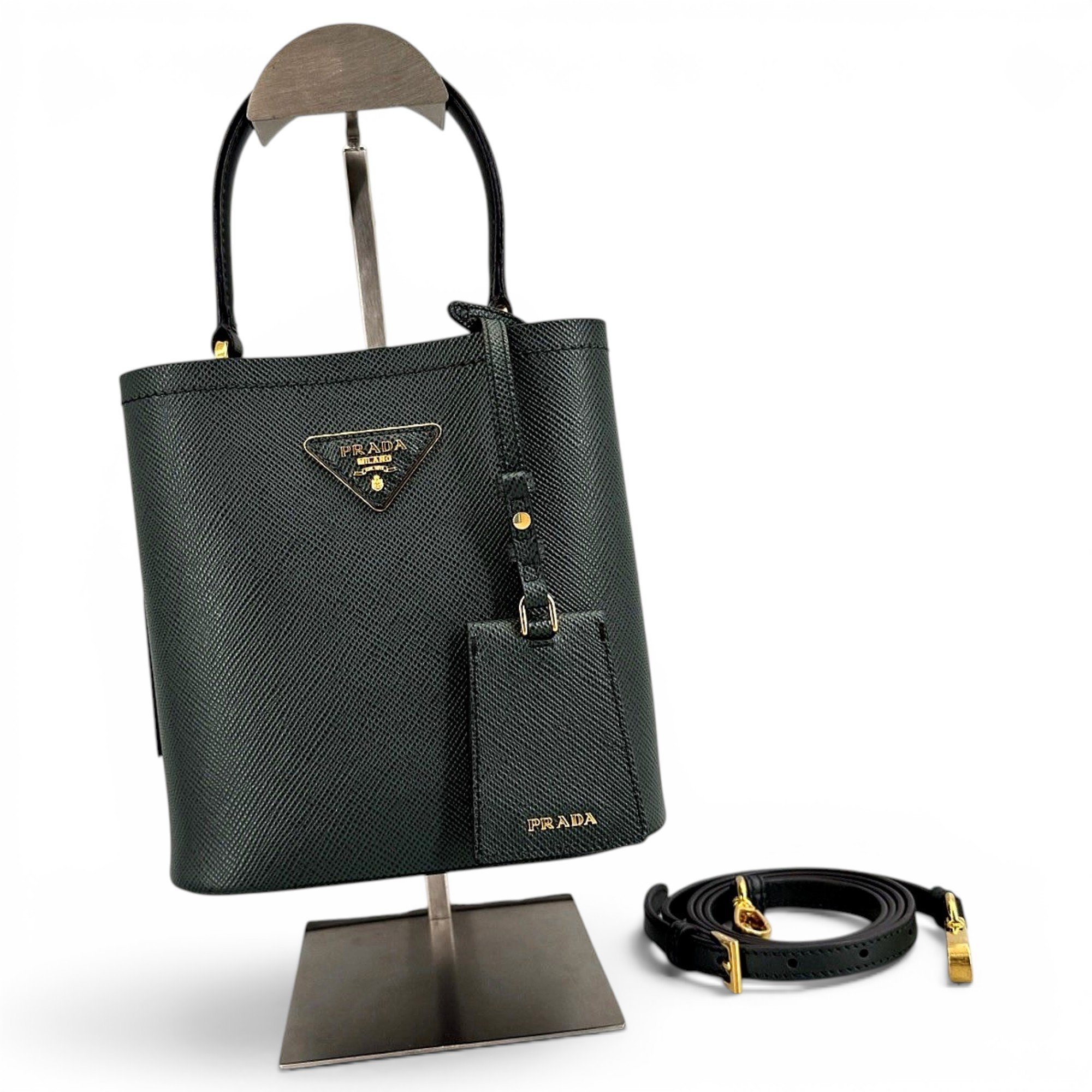 Panier leather handbag