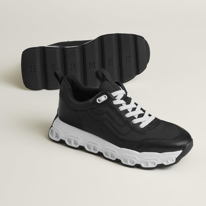 Noir Impulse Sneaker