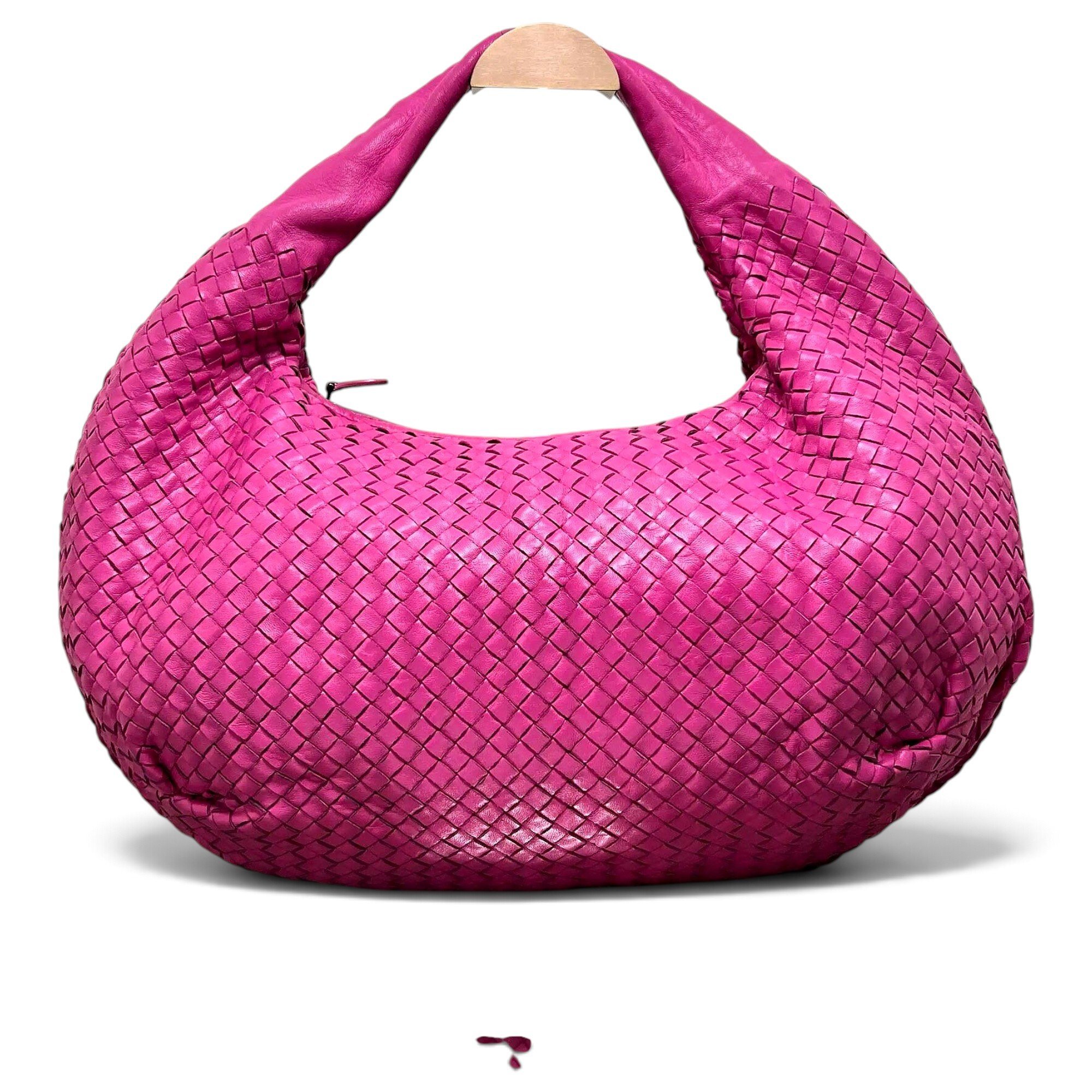 Veneta leather handbag