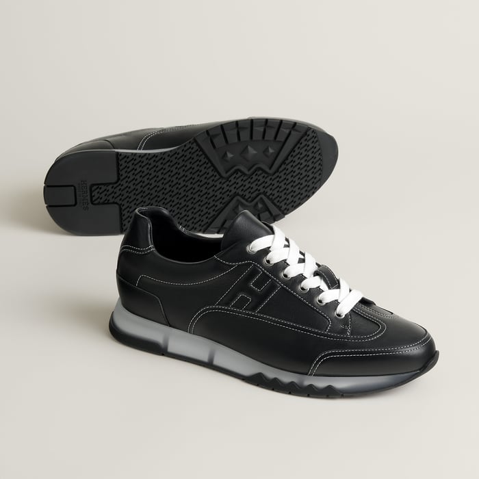 Noir Trail Sneaker