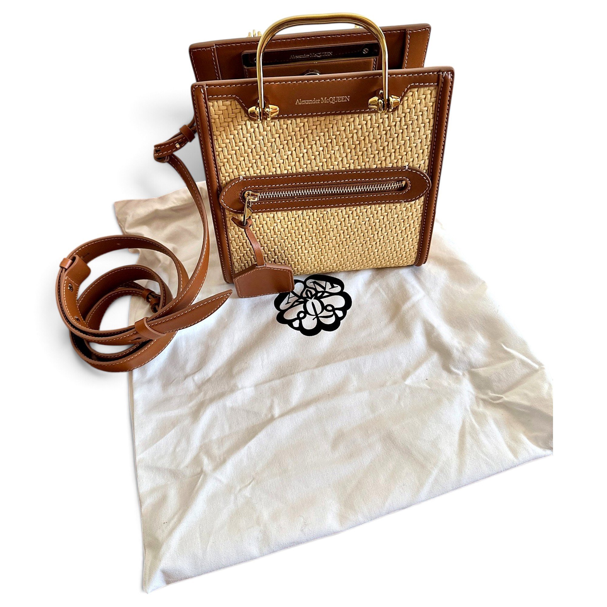 Crossbody bag