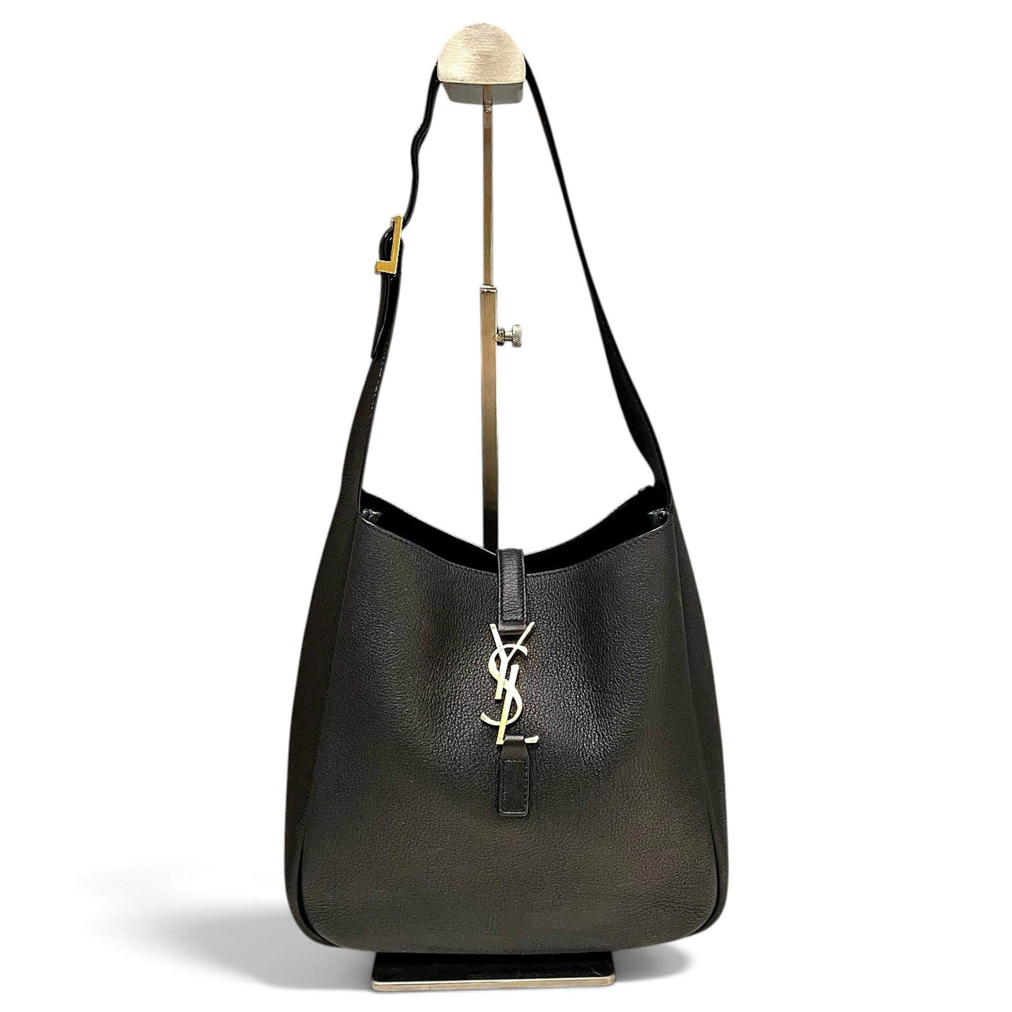 Le 37 leather handbag