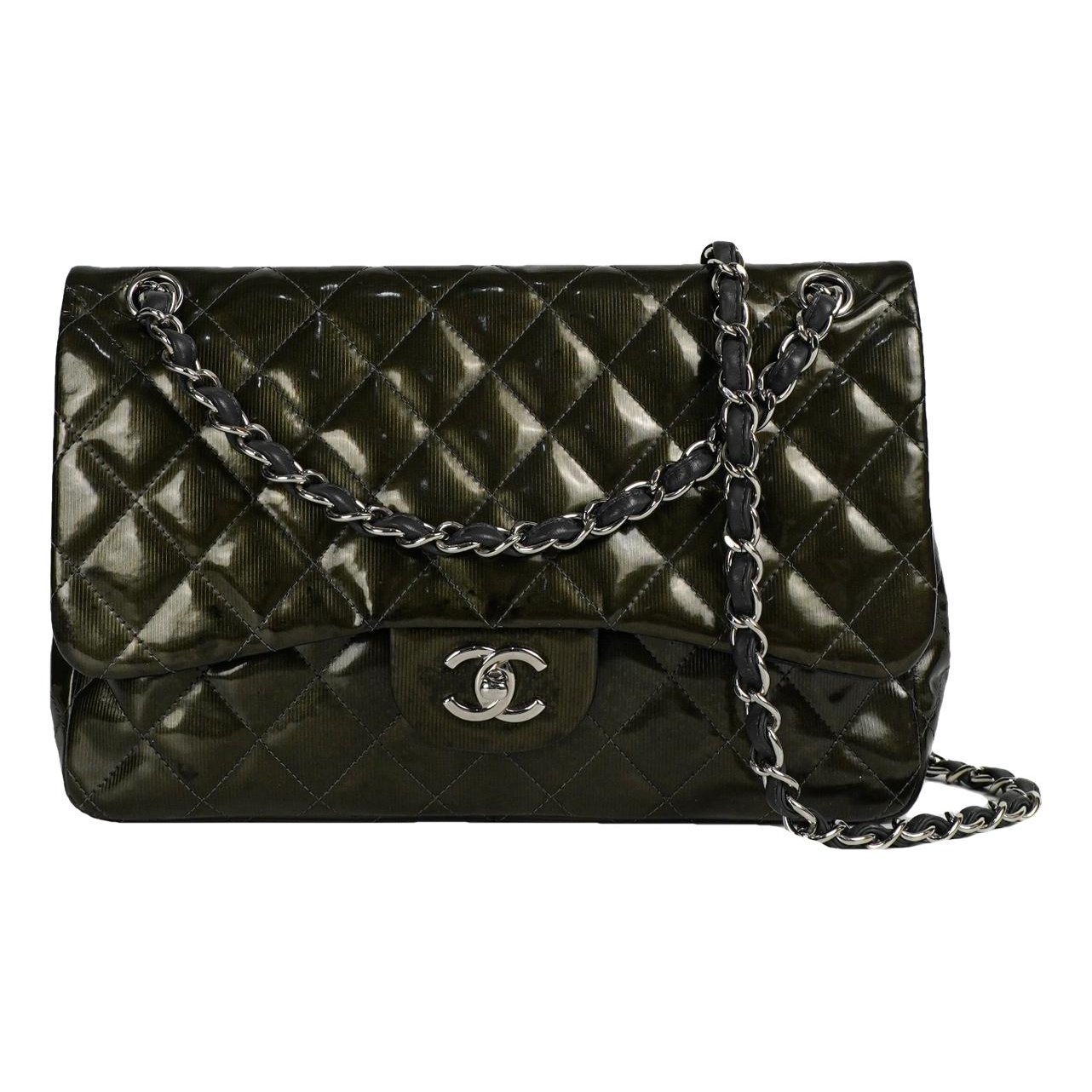 Timeless/Classique patent leather bag