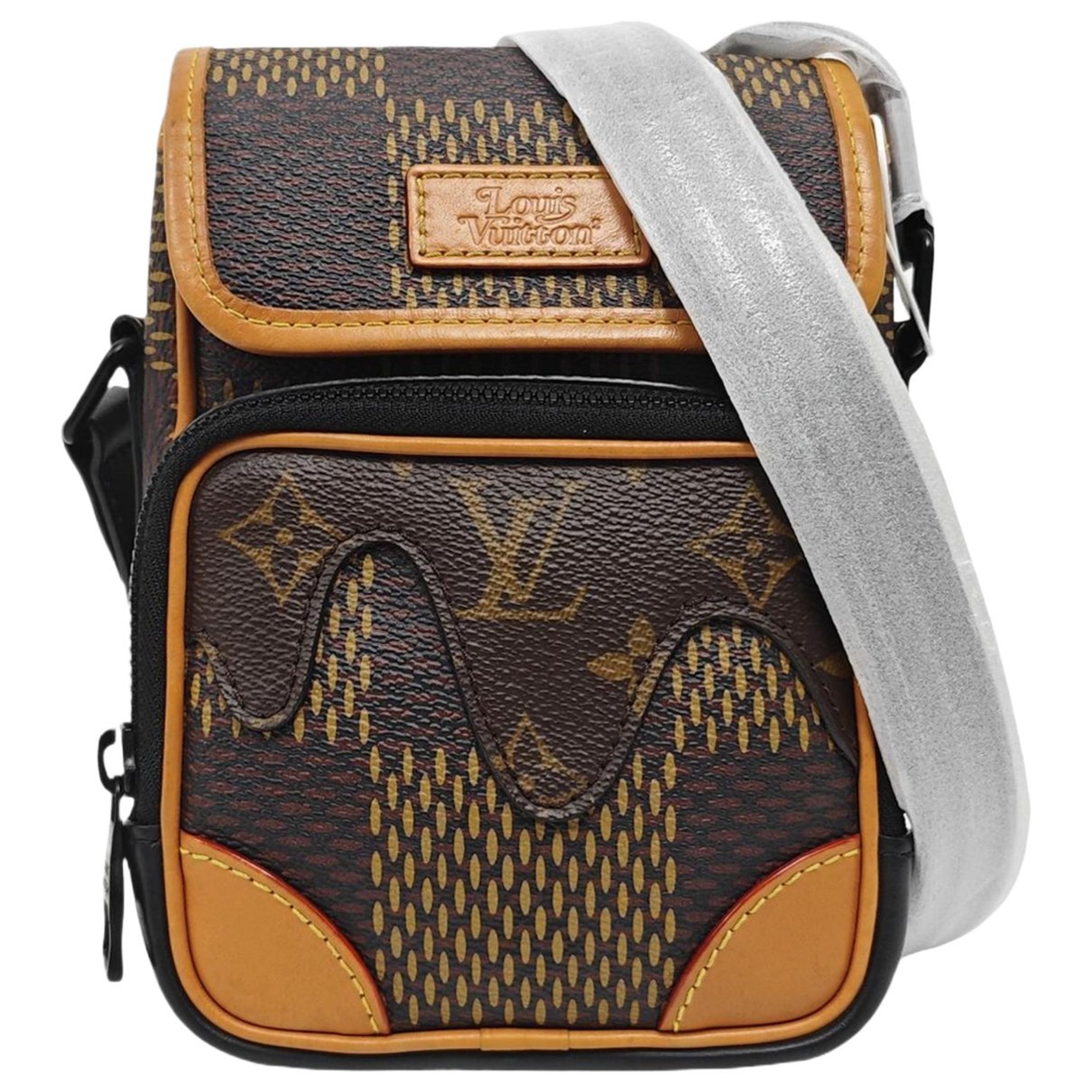 Amazon leather handbag
