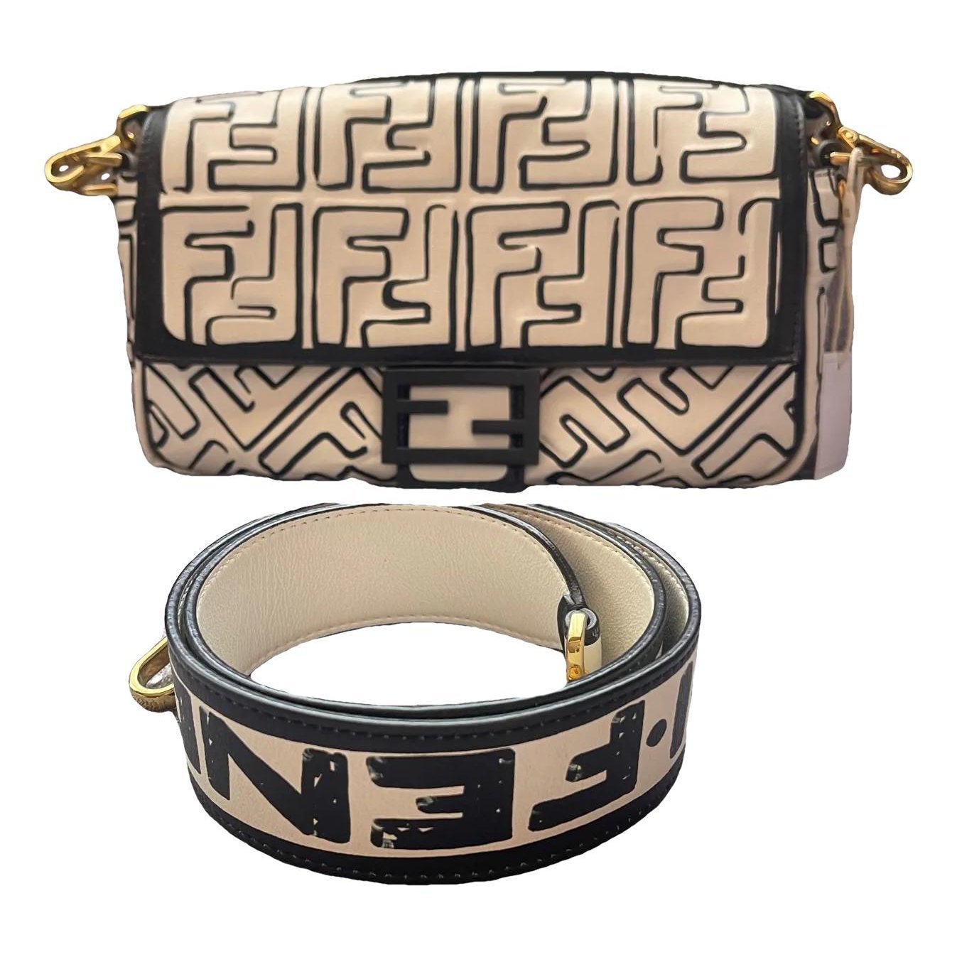 Baguette leather handbag