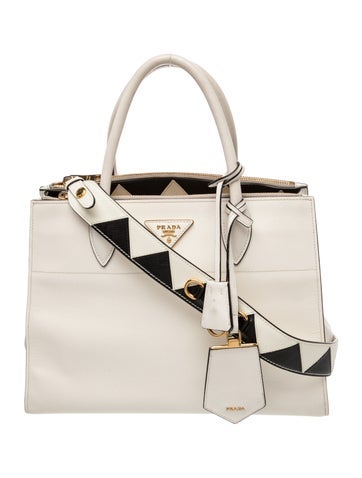 Leather Paradigme