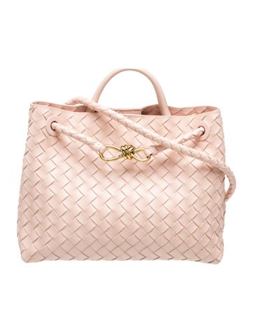 Bottega Veneta Intrecciato Andiamo Medium