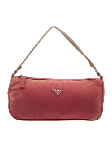 Enameled Metal Triangle Top Handle Bag