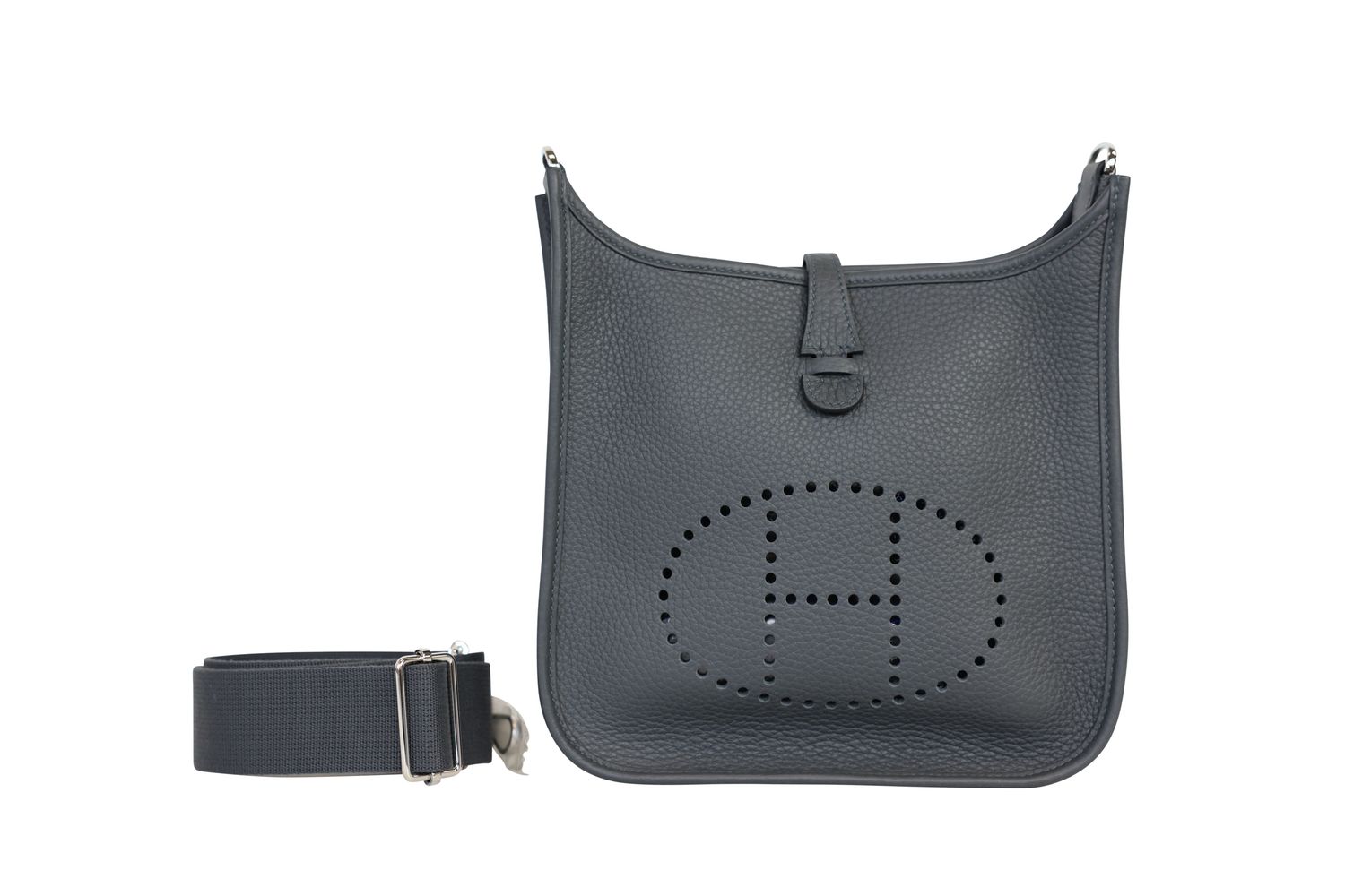 Hermes Hermes Evelyne 23 Poche III Bag, Gris Misty Grey Taurillon Clemence Leather and Palladium Hardware, G 2026 Stamp, New in Box WA001