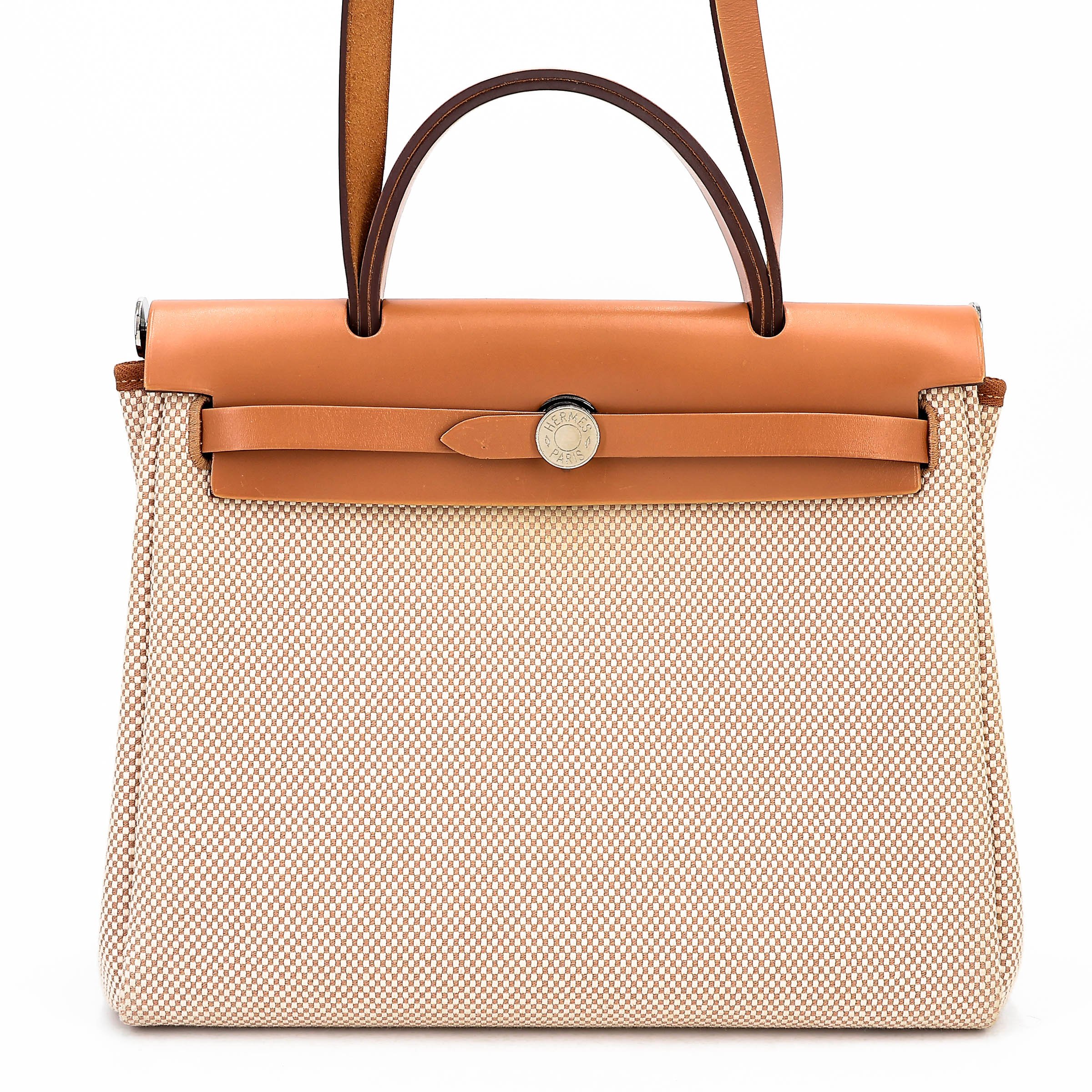 Very Good ( Rank A) HERMÈS Herbag Zip 31 PM Natural Sable (21) Vache Hunter Toile H canvas Palladium hardware D (2019)