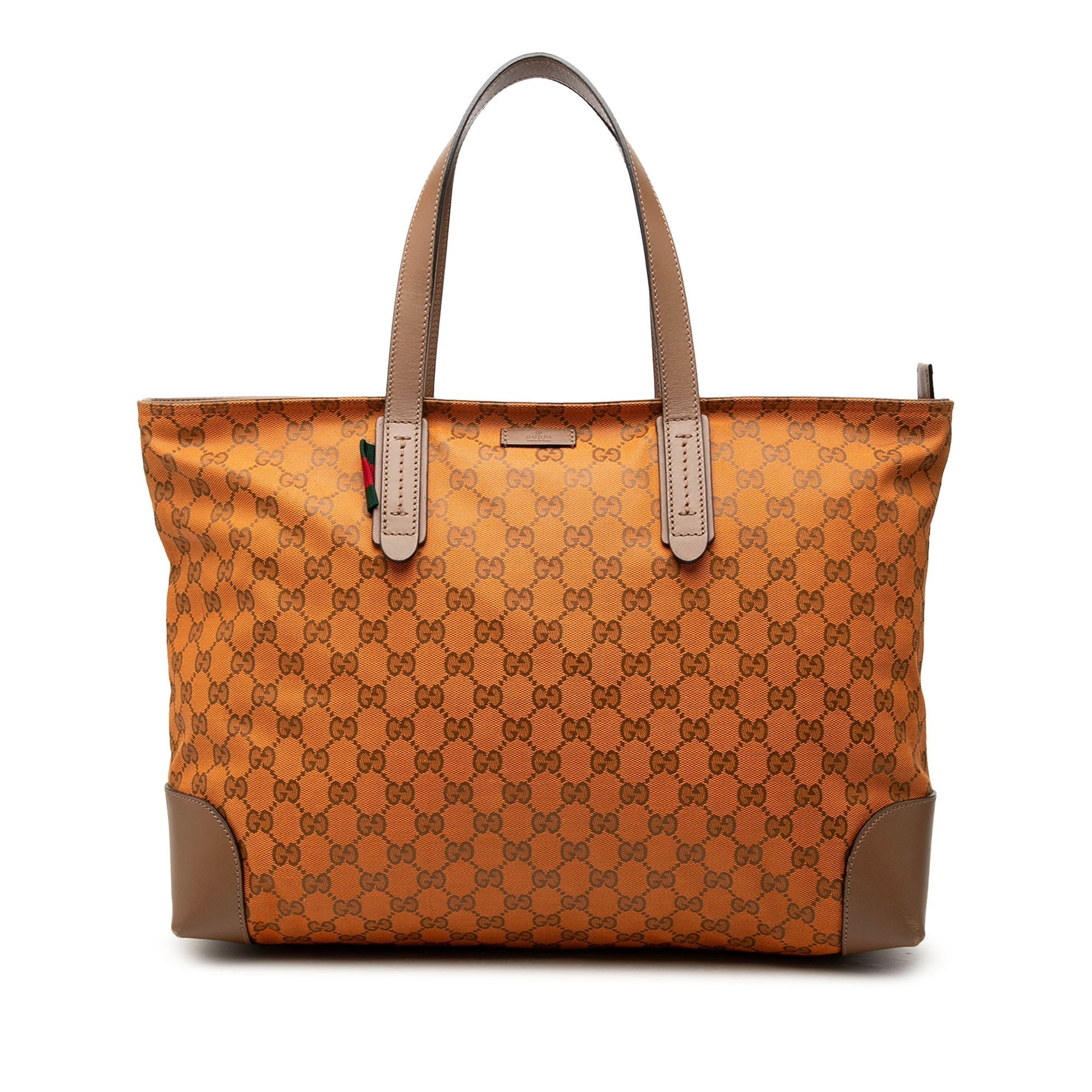 Gucci B leather handbag