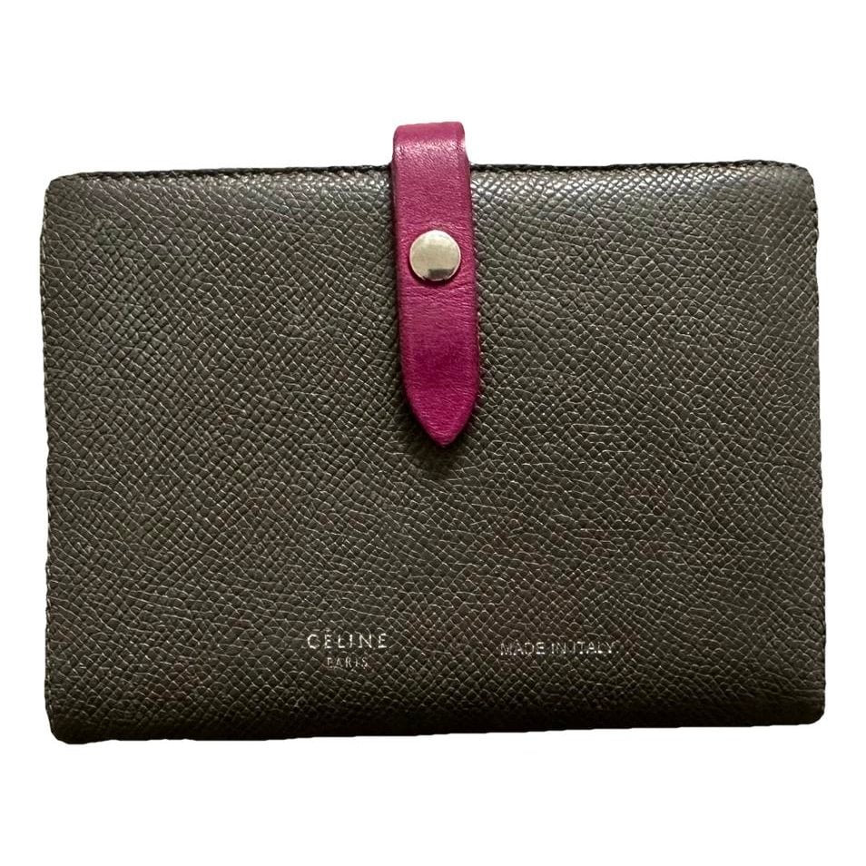 Leather clutch bag