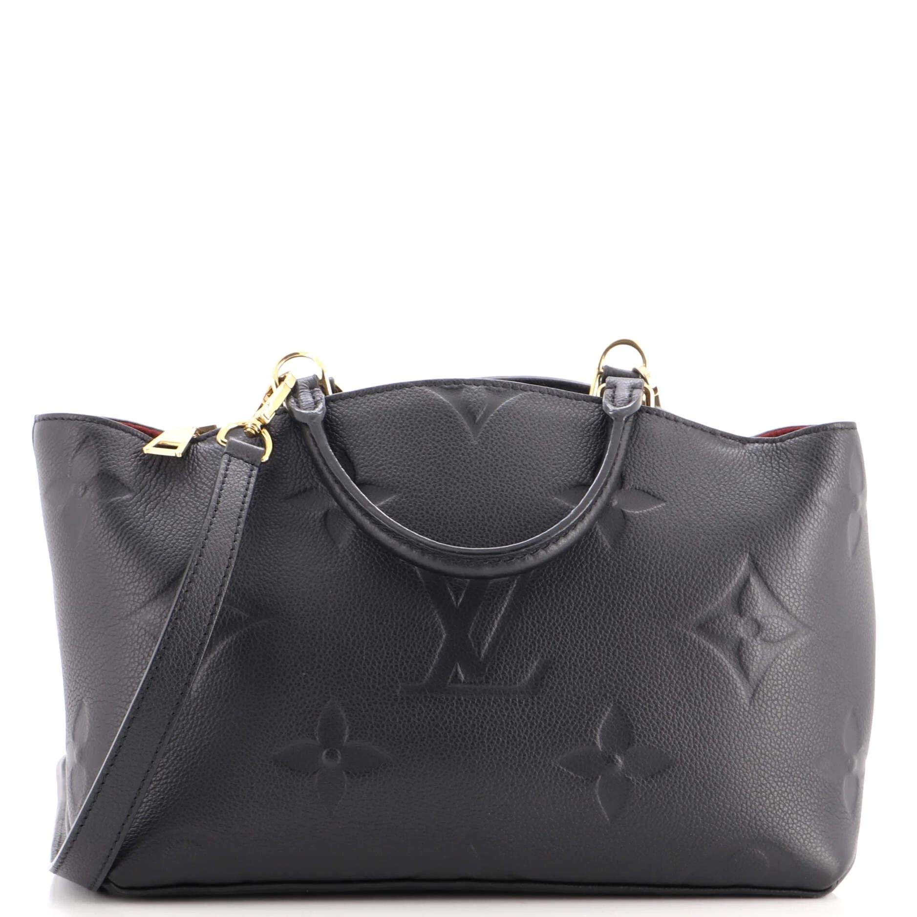 Louis Vuitton Leather handbag