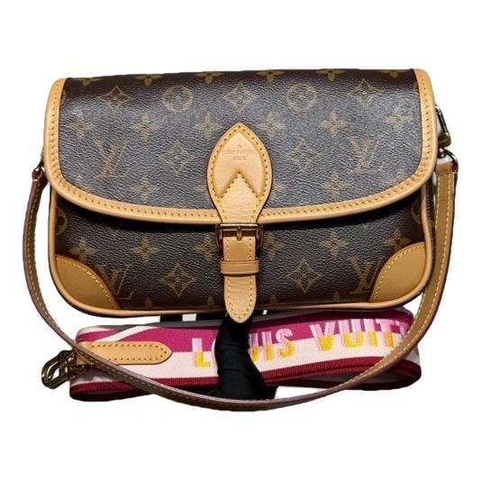 Louis Vuitton Diane leather crossbody bag
