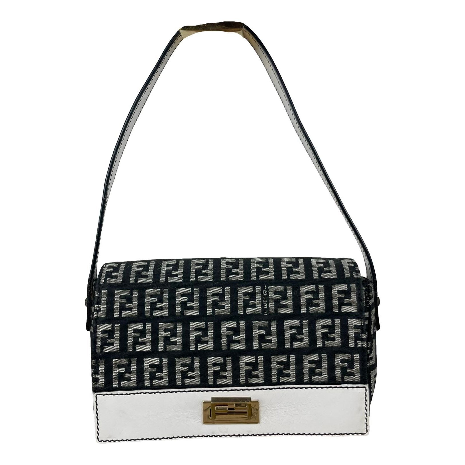 Baguette cloth handbag